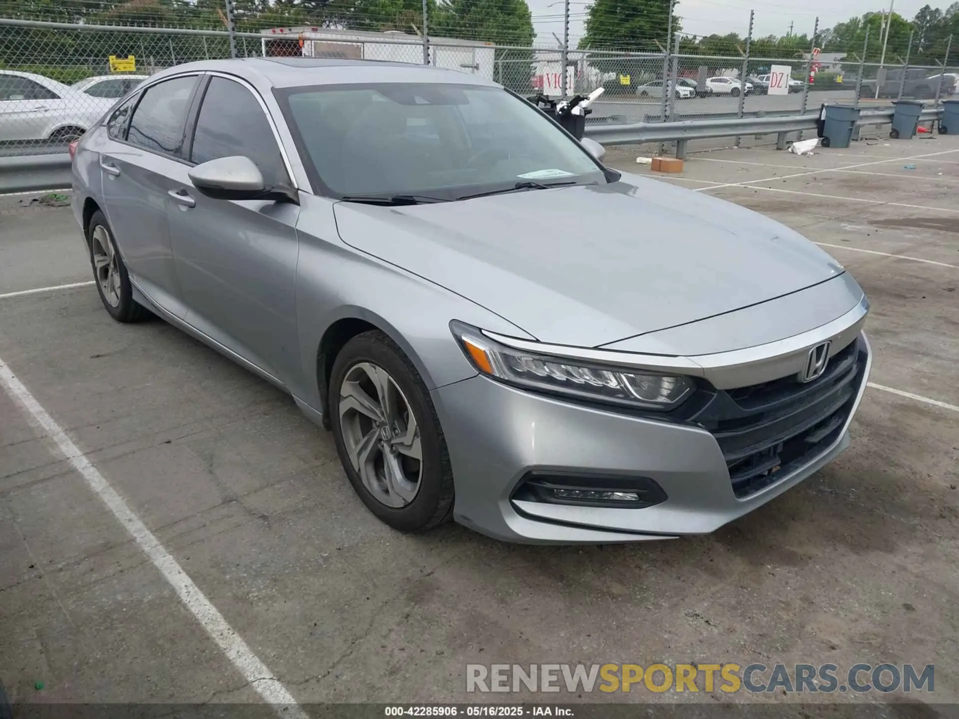 1 Фотография поврежденного автомобиля 1HGCV1F54KA112435 HONDA ACCORD 2019