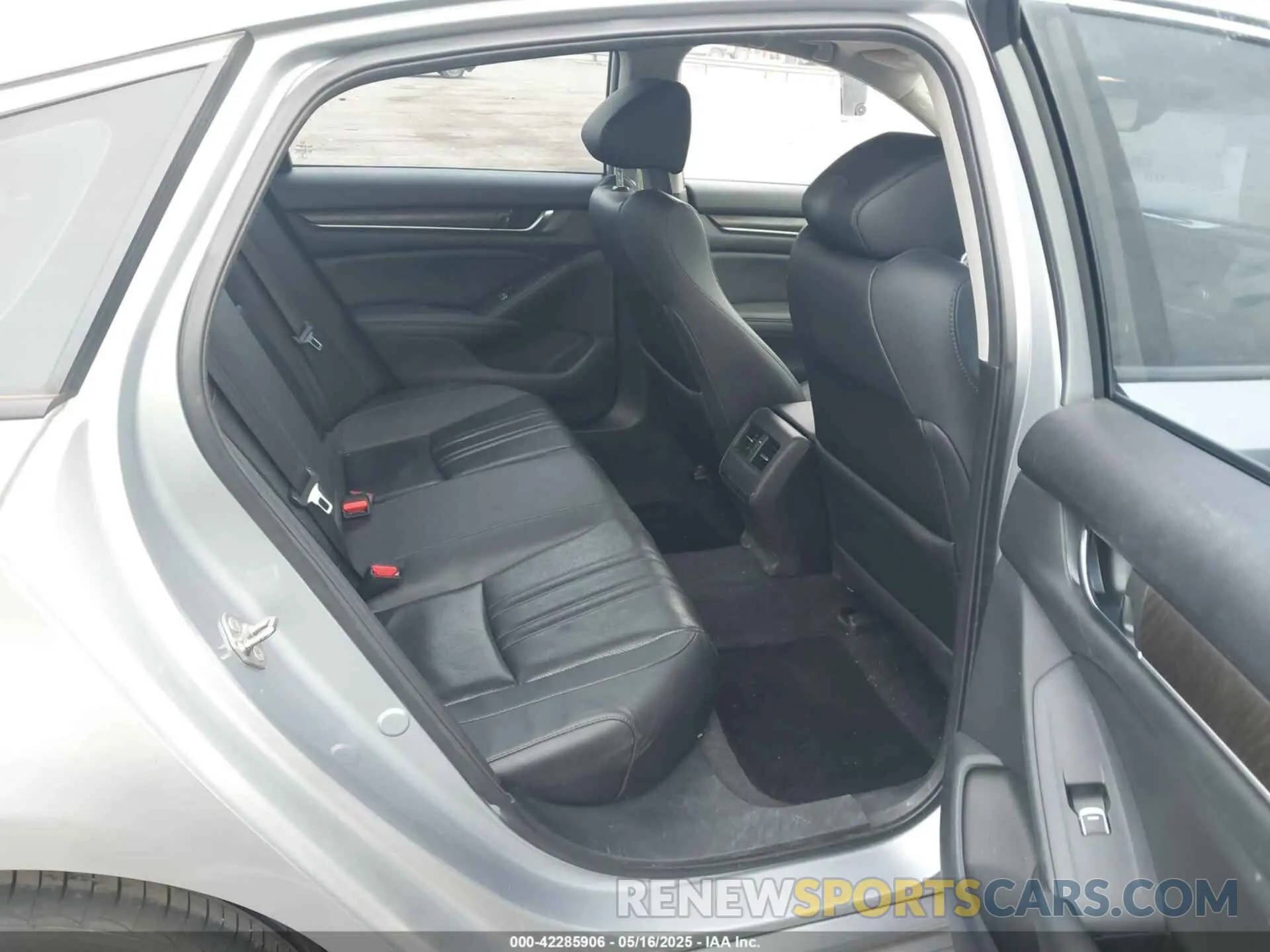 8 Фотография поврежденного автомобиля 1HGCV1F54KA112435 HONDA ACCORD 2019