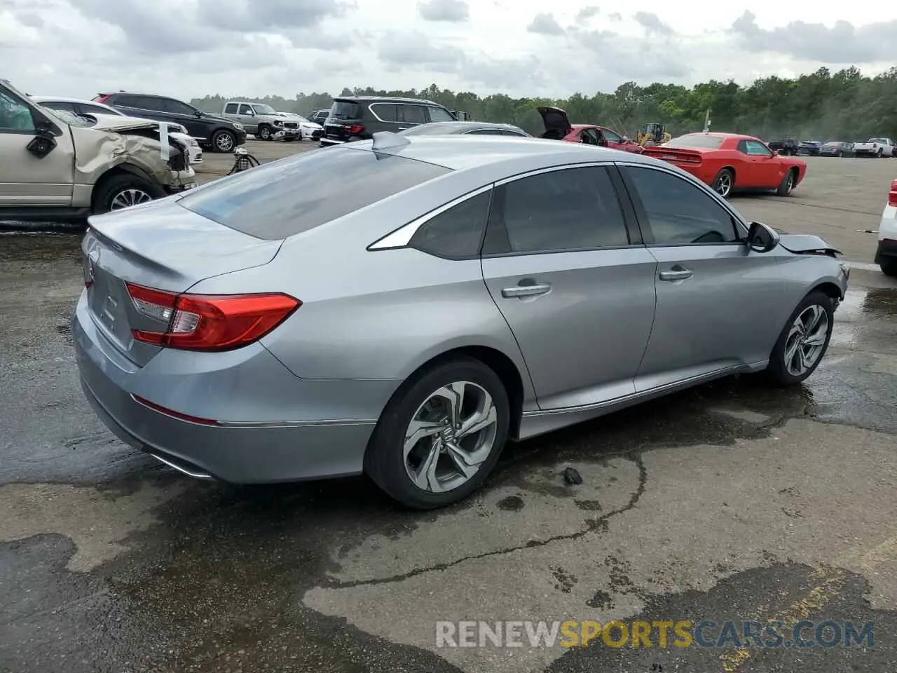 3 Photograph of a damaged car 1HGCV1F54KA133852 HONDA ACCORD 2019