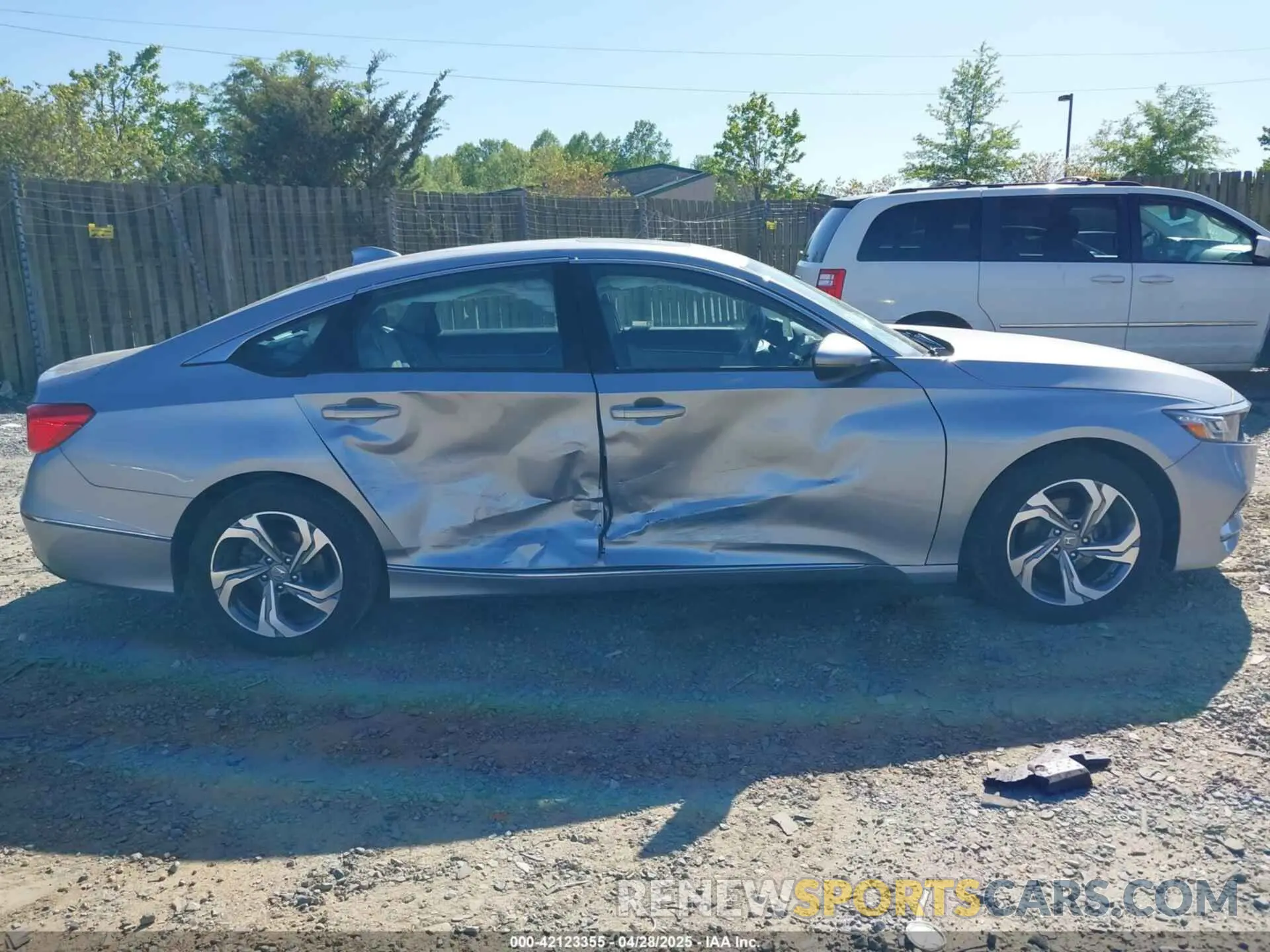 13 Photograph of a damaged car 1HGCV1F54KA146021 HONDA ACCORD 2019