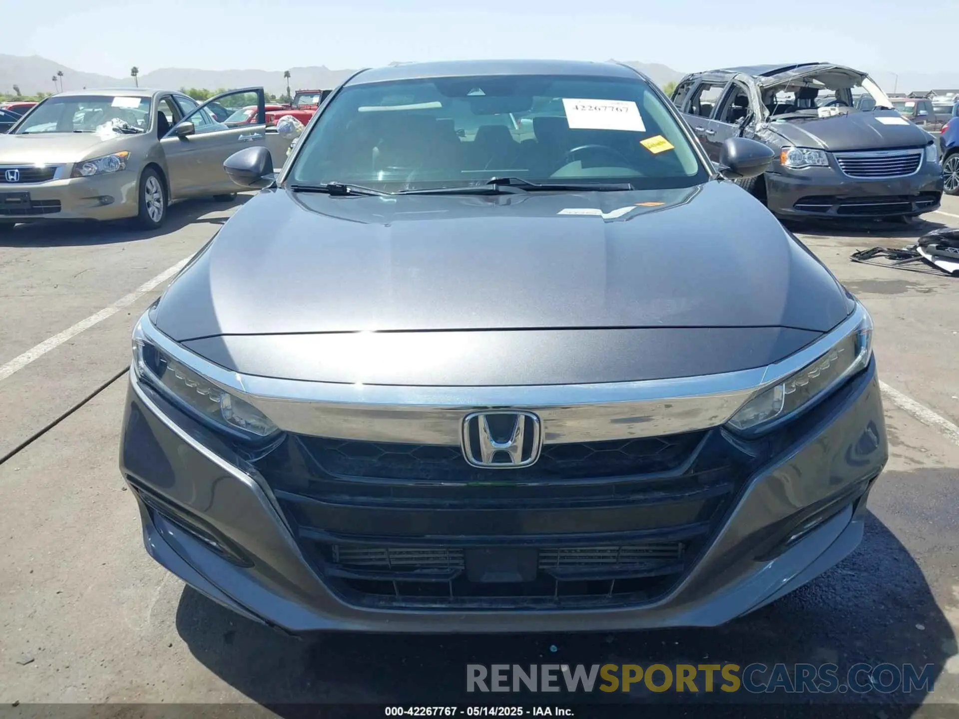 12 Фотография поврежденного автомобиля 1HGCV1F55KA041410 HONDA ACCORD 2019