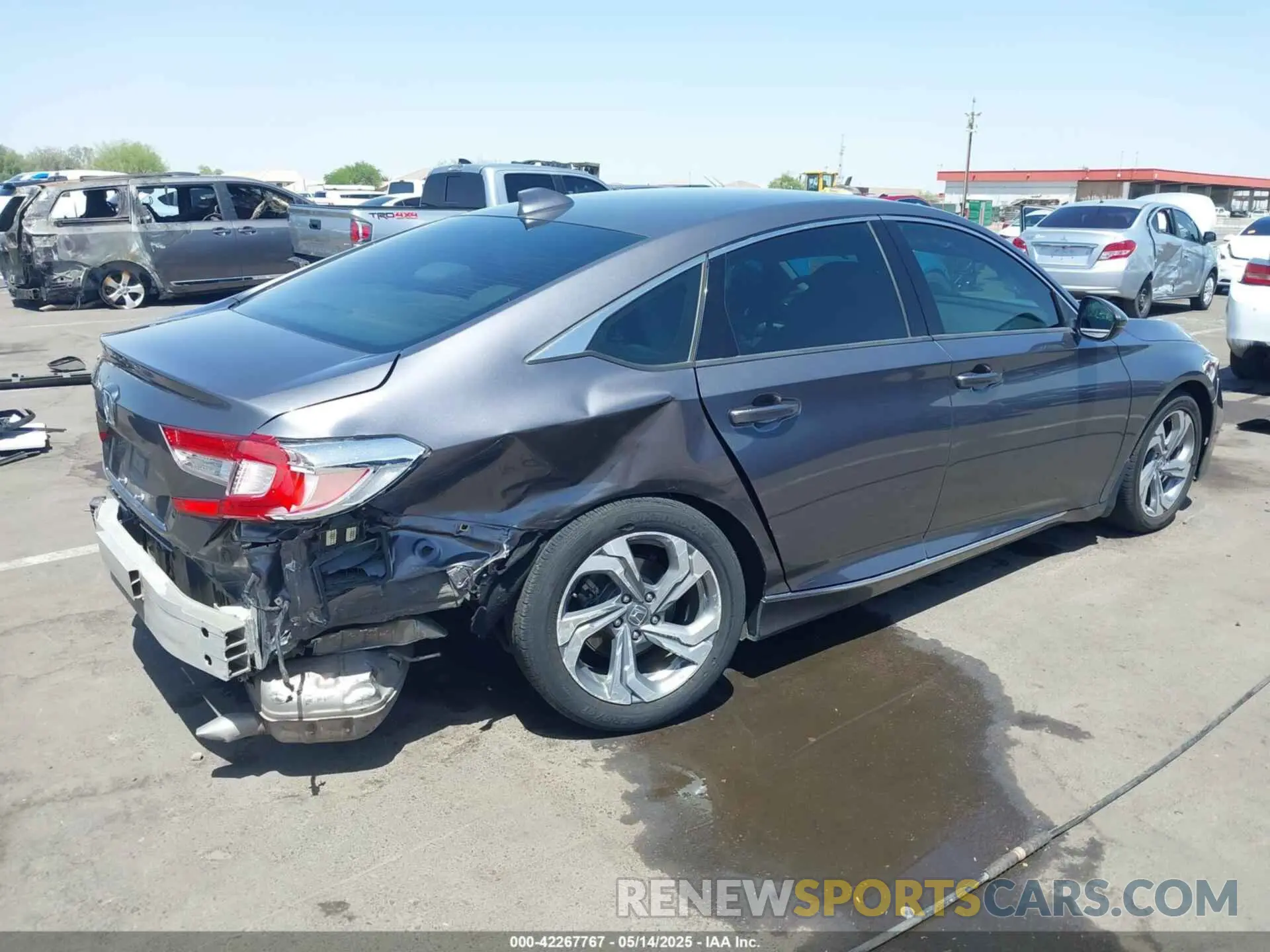 4 Фотография поврежденного автомобиля 1HGCV1F55KA041410 HONDA ACCORD 2019