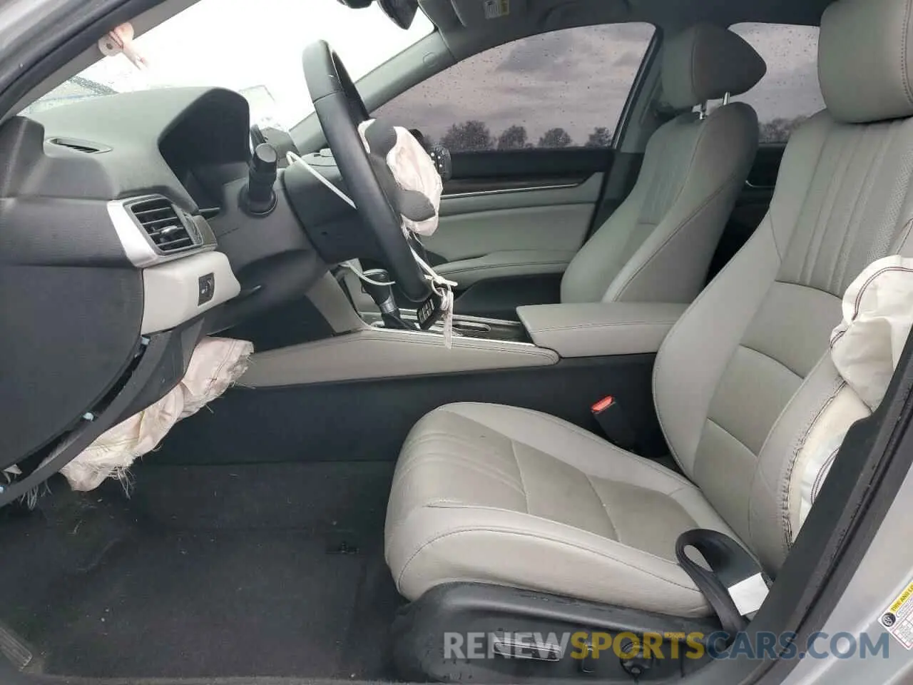 7 Photograph of a damaged car 1HGCV1F55KA098027 HONDA ACCORD 2019