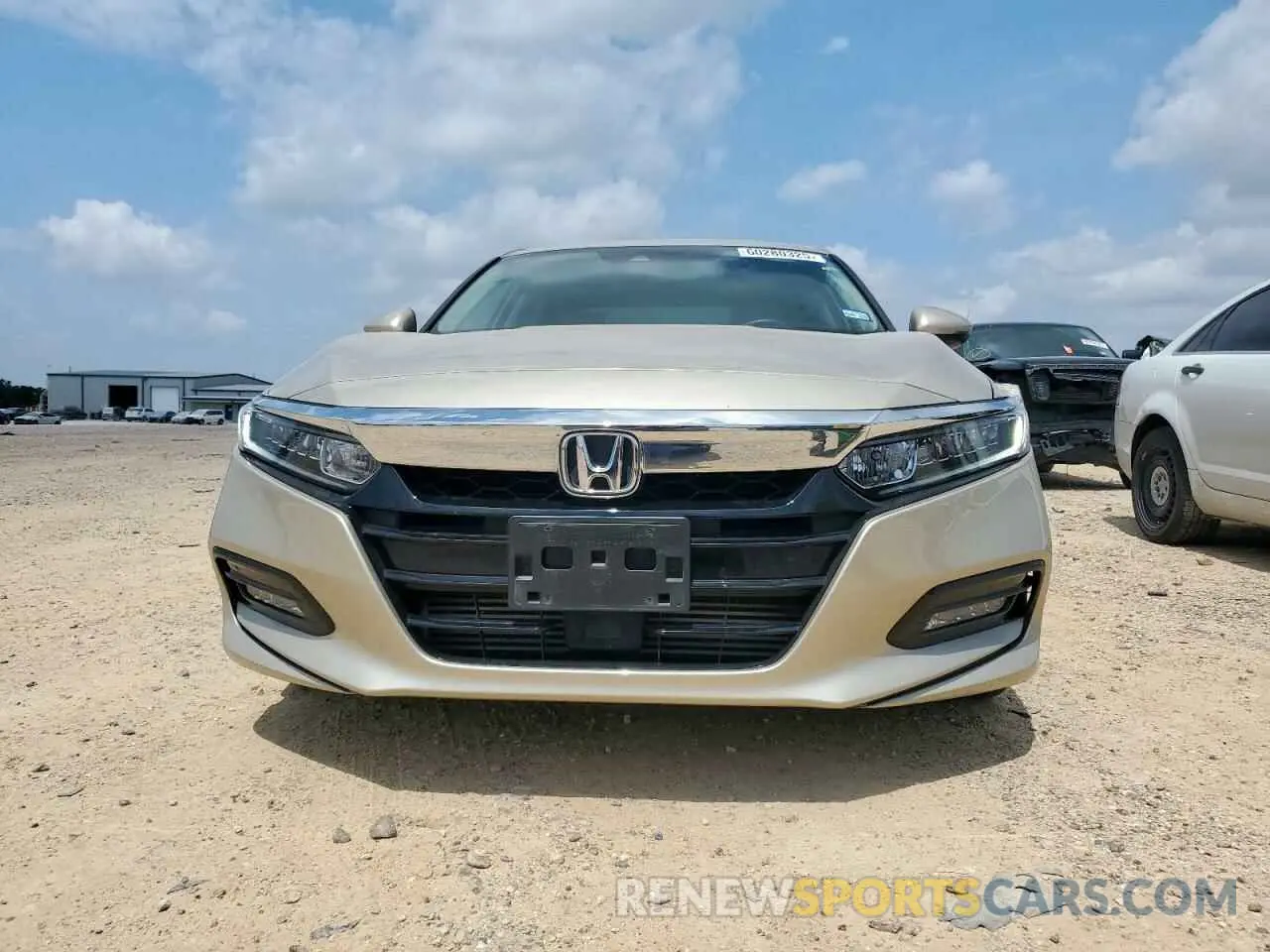5 Фотография поврежденного автомобиля 1HGCV1F55KA110242 HONDA ACCORD 2019