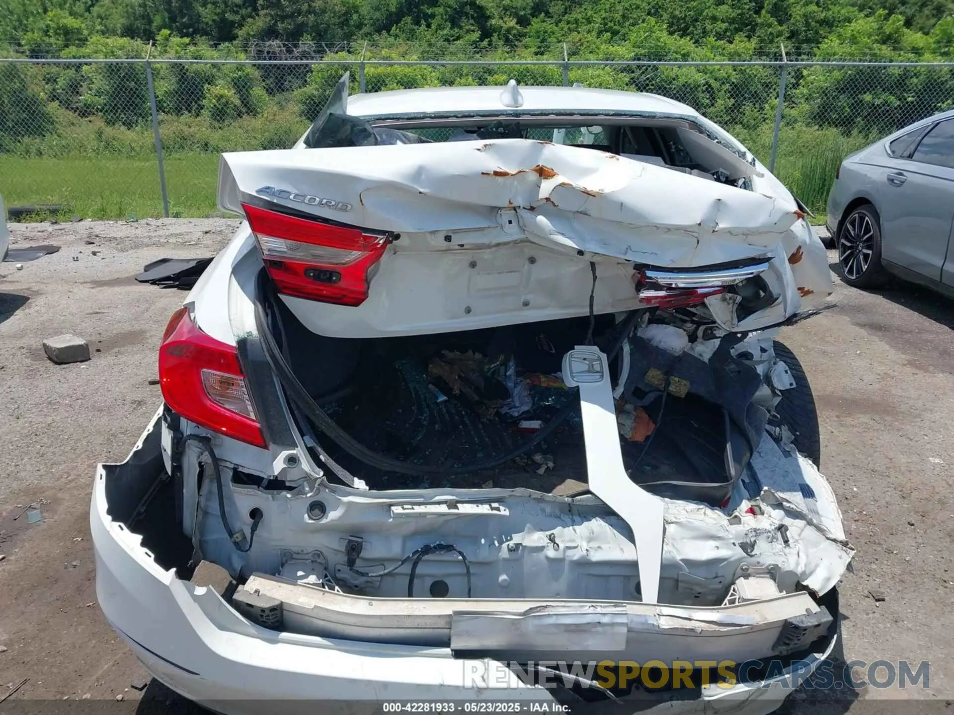 16 Photograph of a damaged car 1HGCV1F57KA075025 HONDA ACCORD 2019