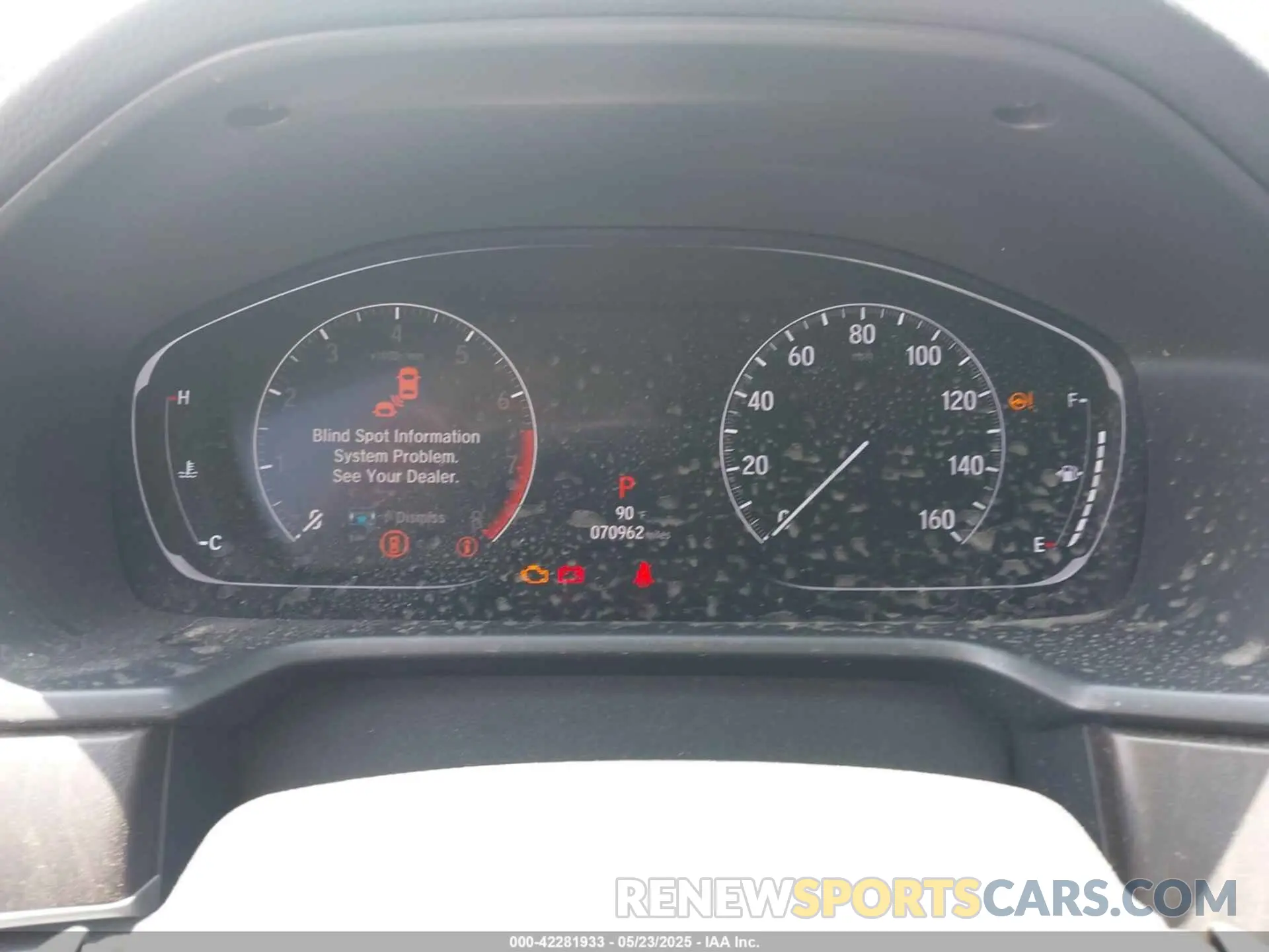 7 Photograph of a damaged car 1HGCV1F57KA075025 HONDA ACCORD 2019
