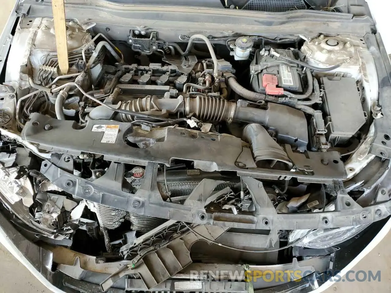 13 Photograph of a damaged car 1HGCV1F58KA040302 HONDA ACCORD 2019