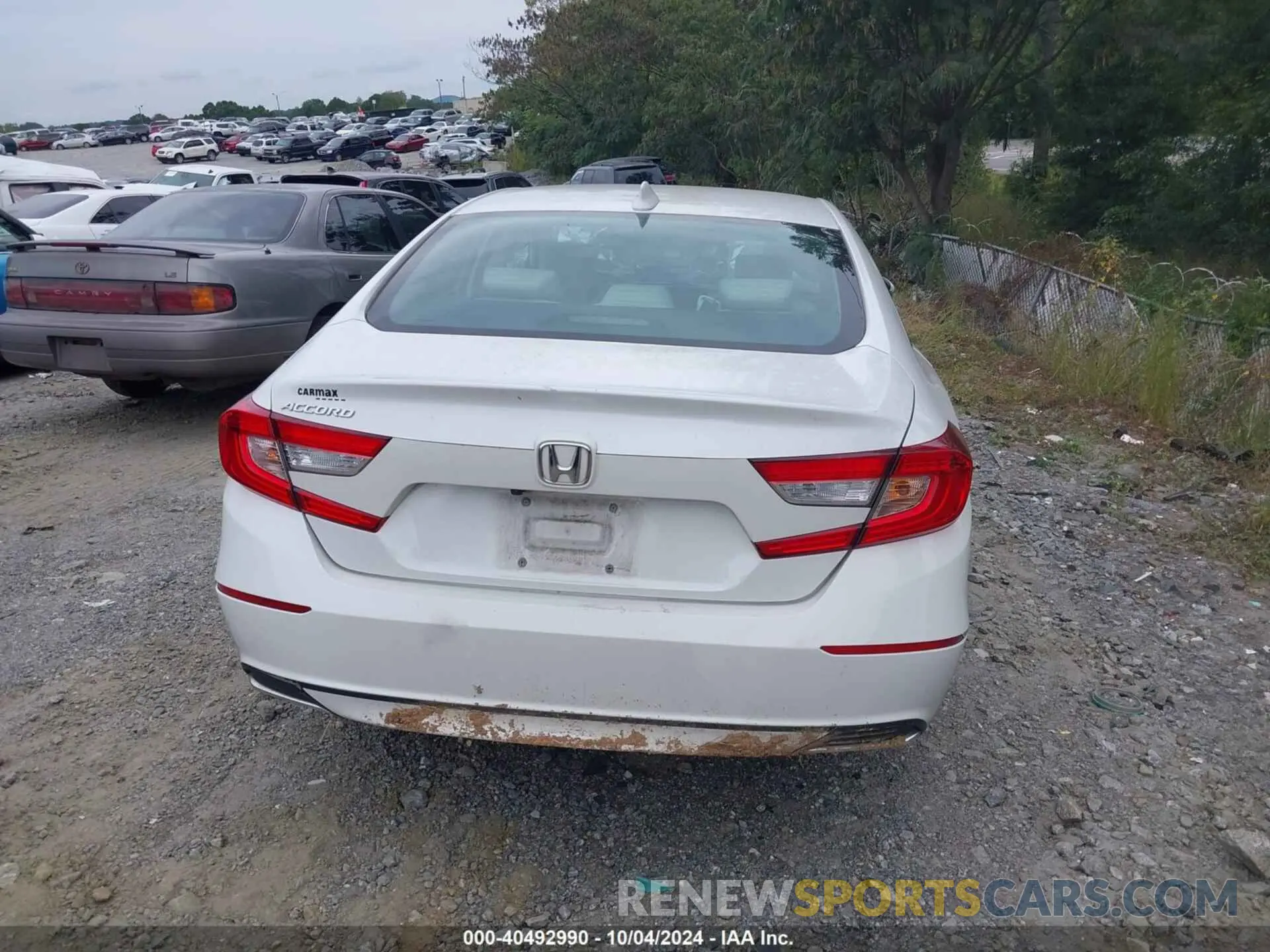 16 Photograph of a damaged car 1HGCV1F59KA163512 HONDA ACCORD 2019