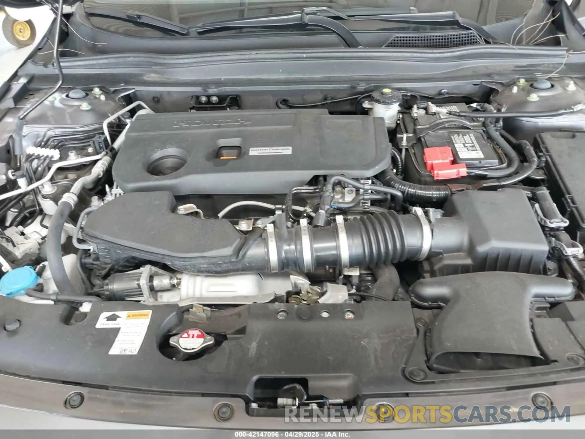 10 Photograph of a damaged car 1HGCV2E35KA007554 HONDA ACCORD 2019