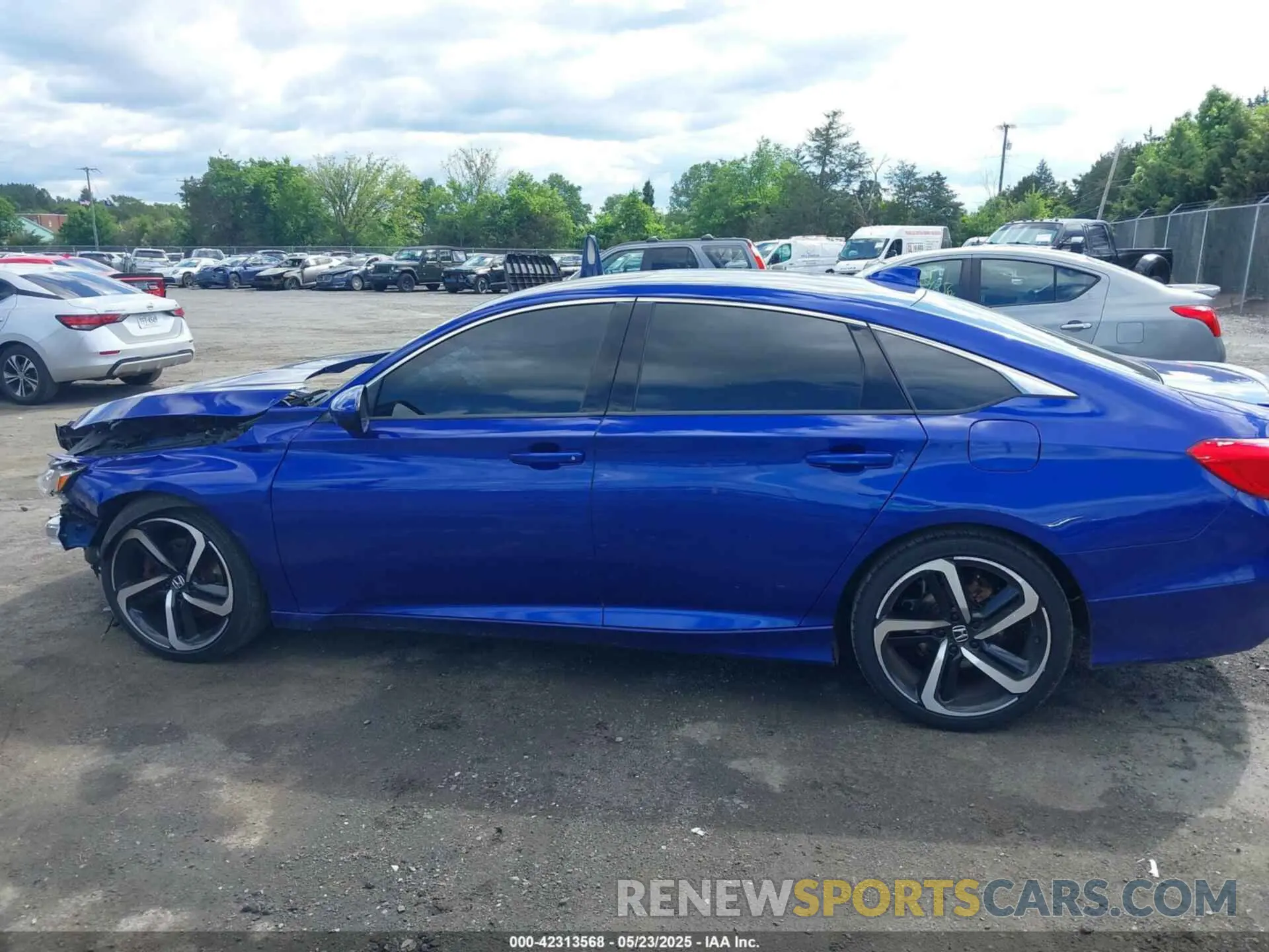 14 Photograph of a damaged car 1HGCV2F30KA008643 HONDA ACCORD 2019