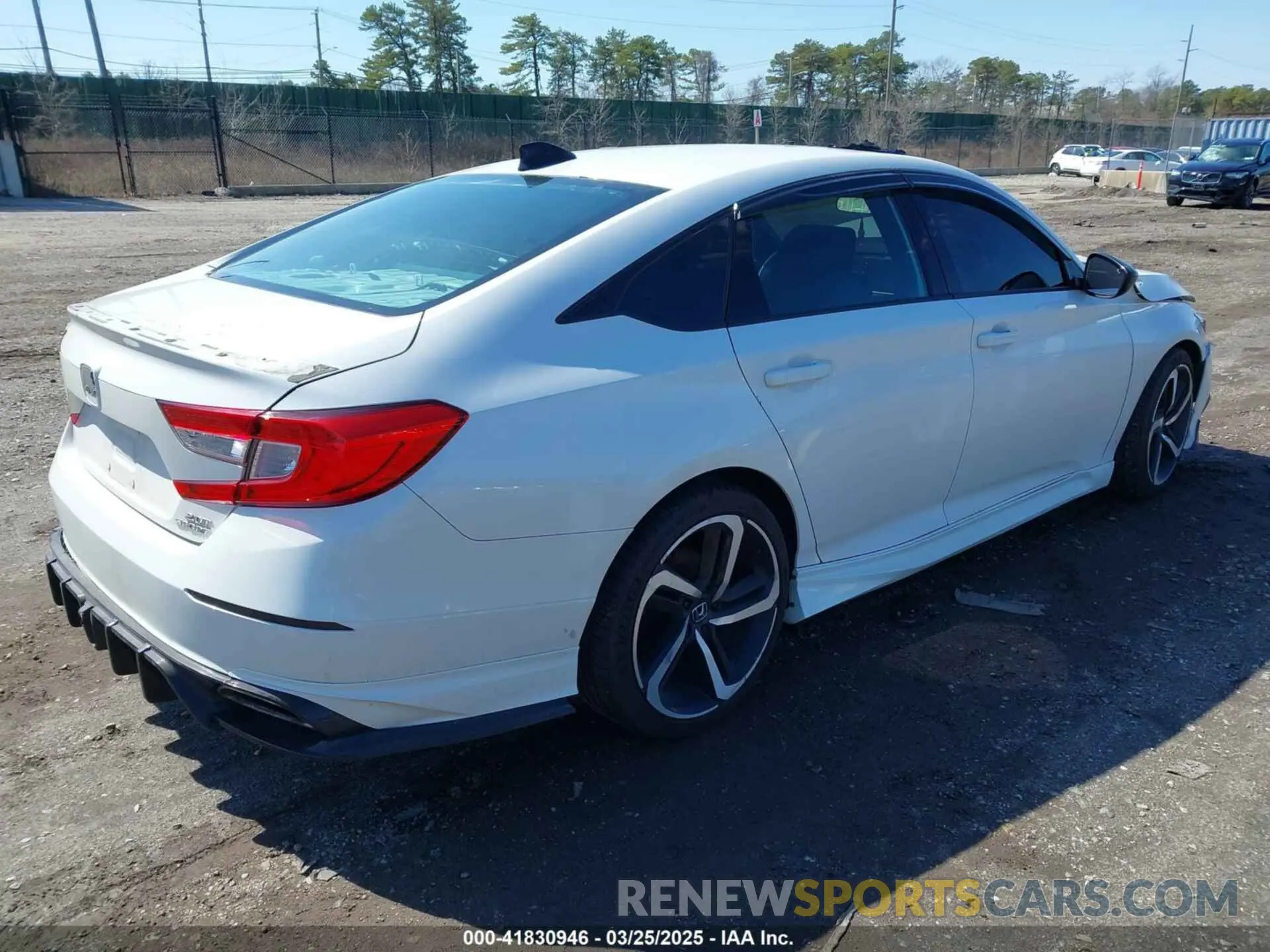 4 Фотография поврежденного автомобиля 1HGCV2F30KA012692 HONDA ACCORD 2019