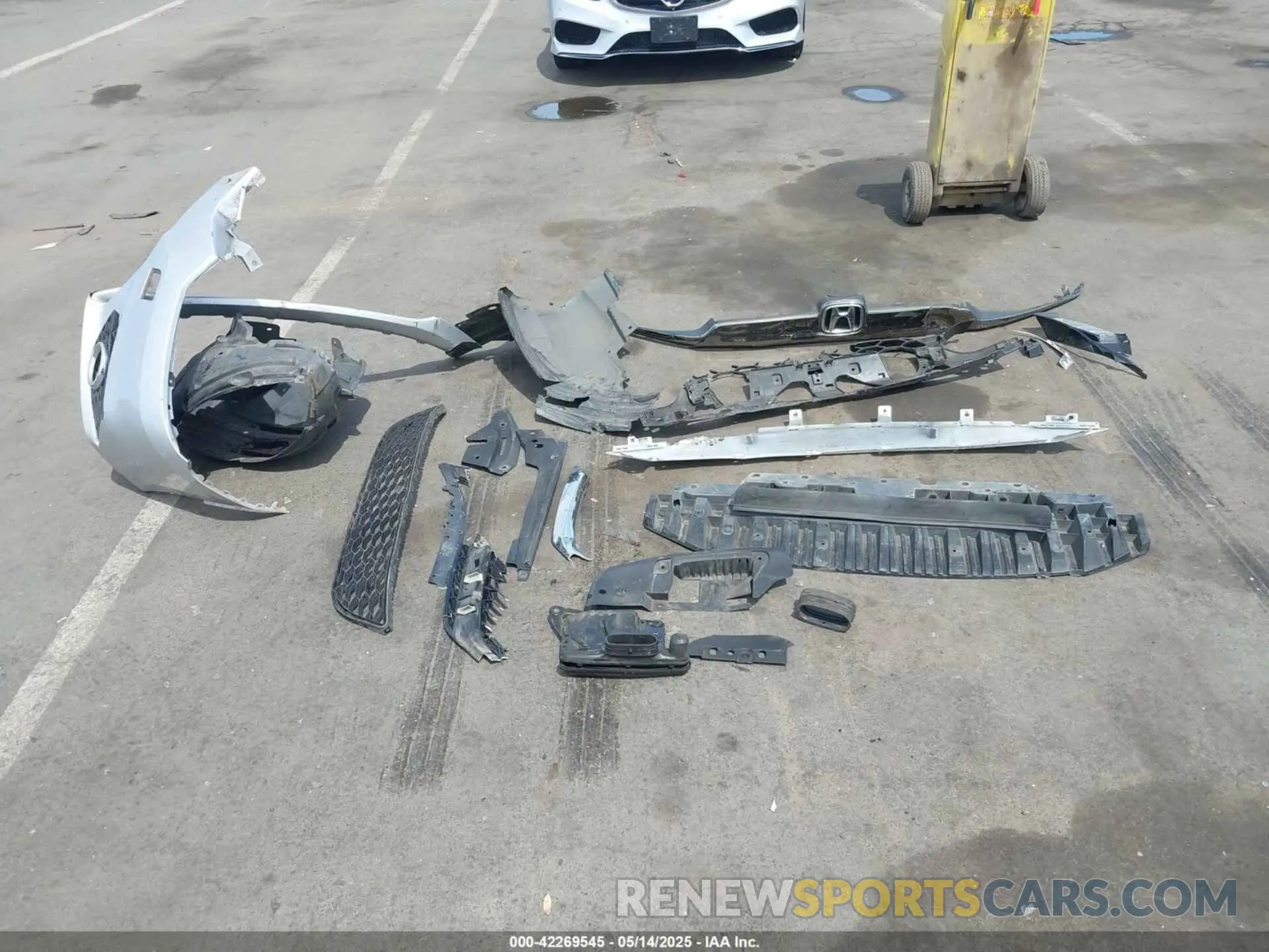 12 Фотография поврежденного автомобиля 1HGCV2F31KA032692 HONDA ACCORD 2019