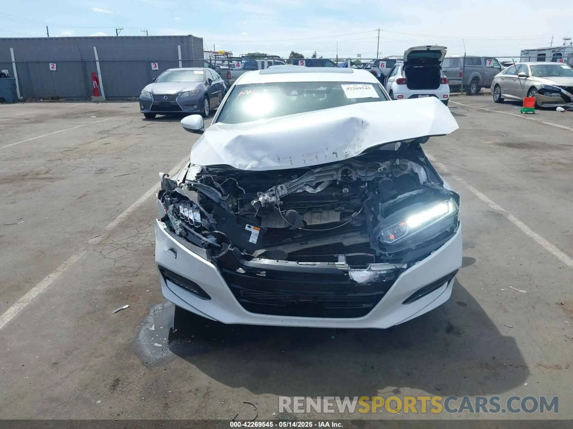 6 Фотография поврежденного автомобиля 1HGCV2F31KA032692 HONDA ACCORD 2019