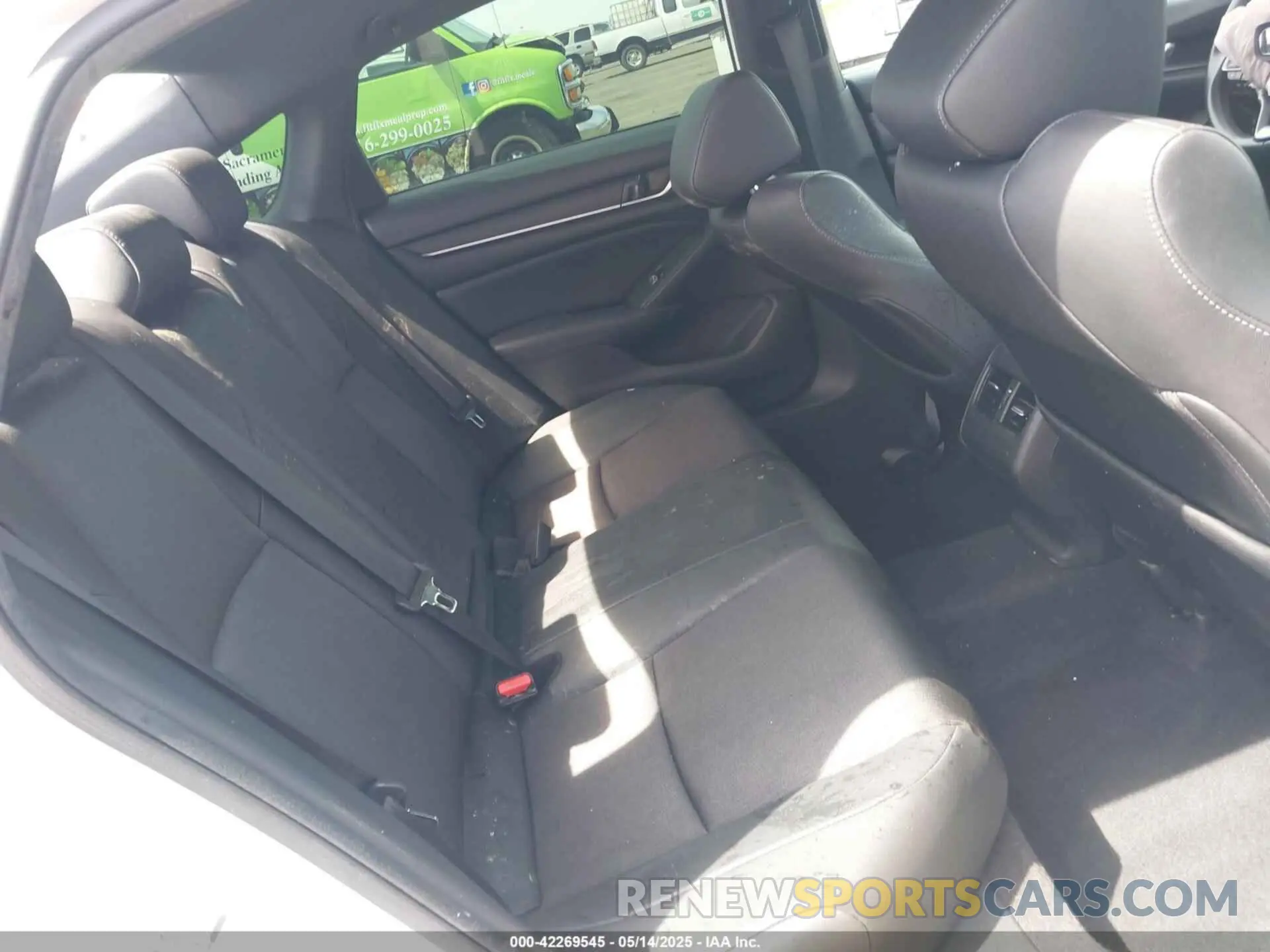 8 Фотография поврежденного автомобиля 1HGCV2F31KA032692 HONDA ACCORD 2019