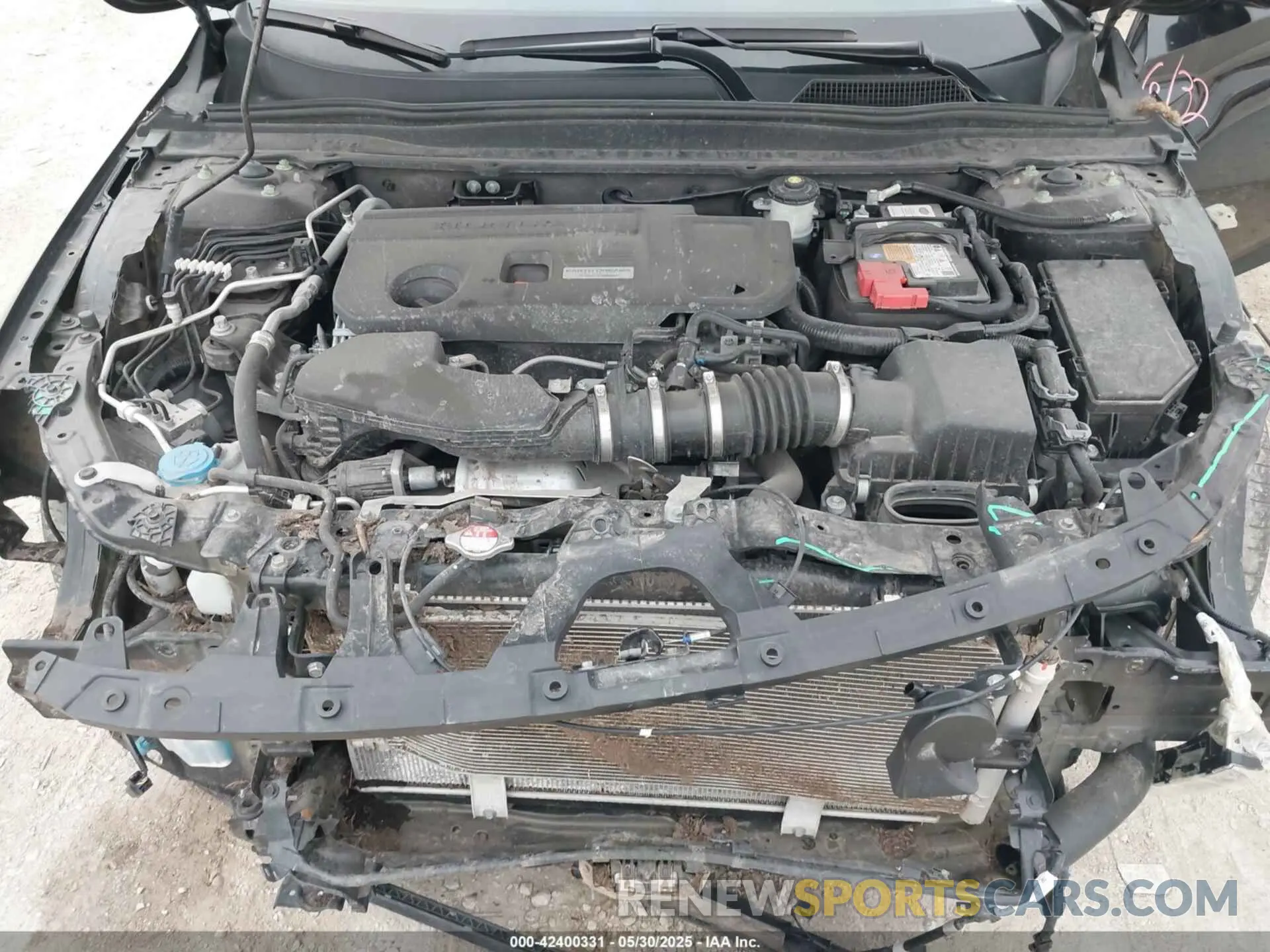 10 Photograph of a damaged car 1HGCV2F32KA004612 HONDA ACCORD 2019