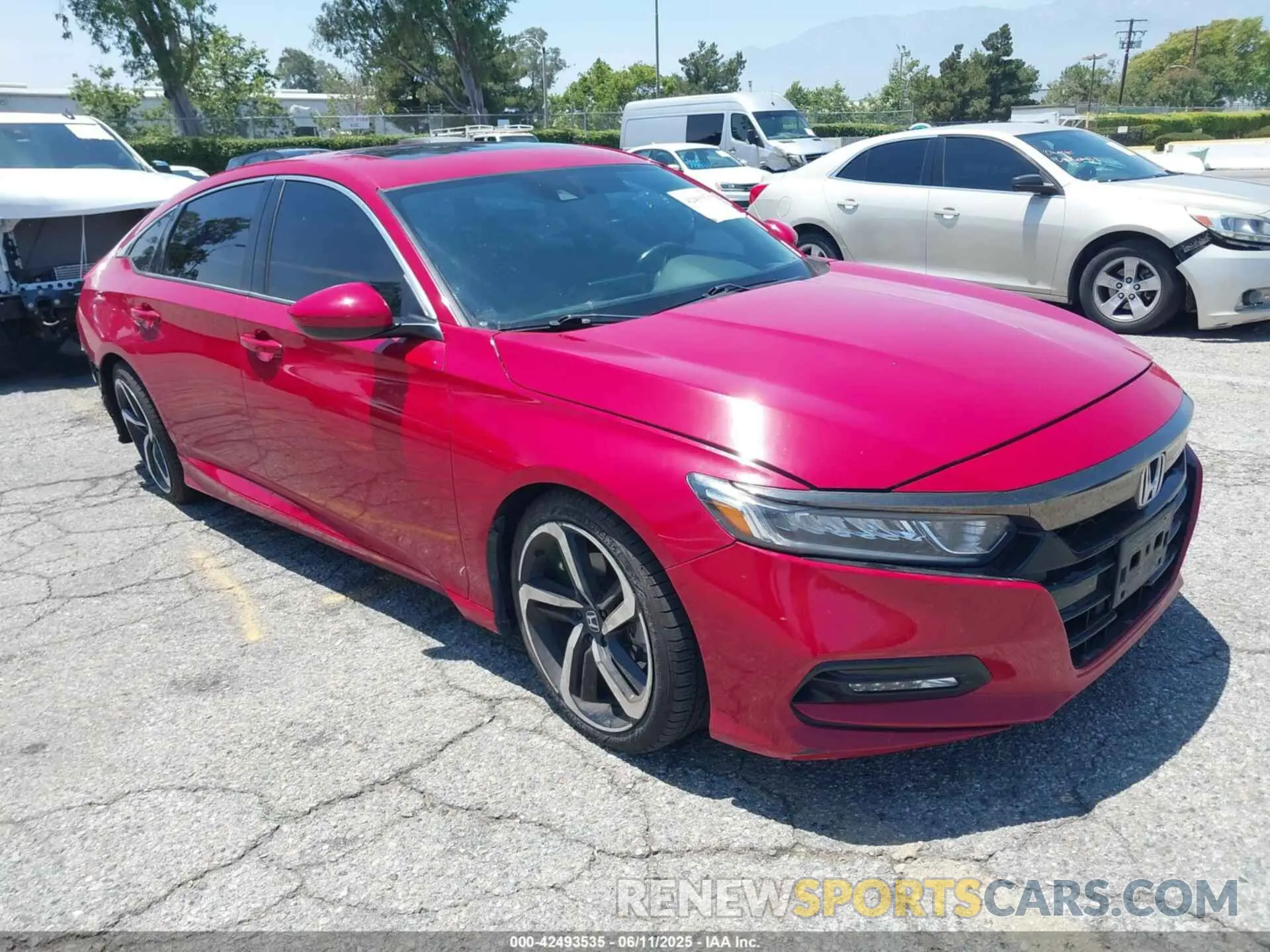1 Фотография поврежденного автомобиля 1HGCV2F32KA013567 HONDA ACCORD 2019