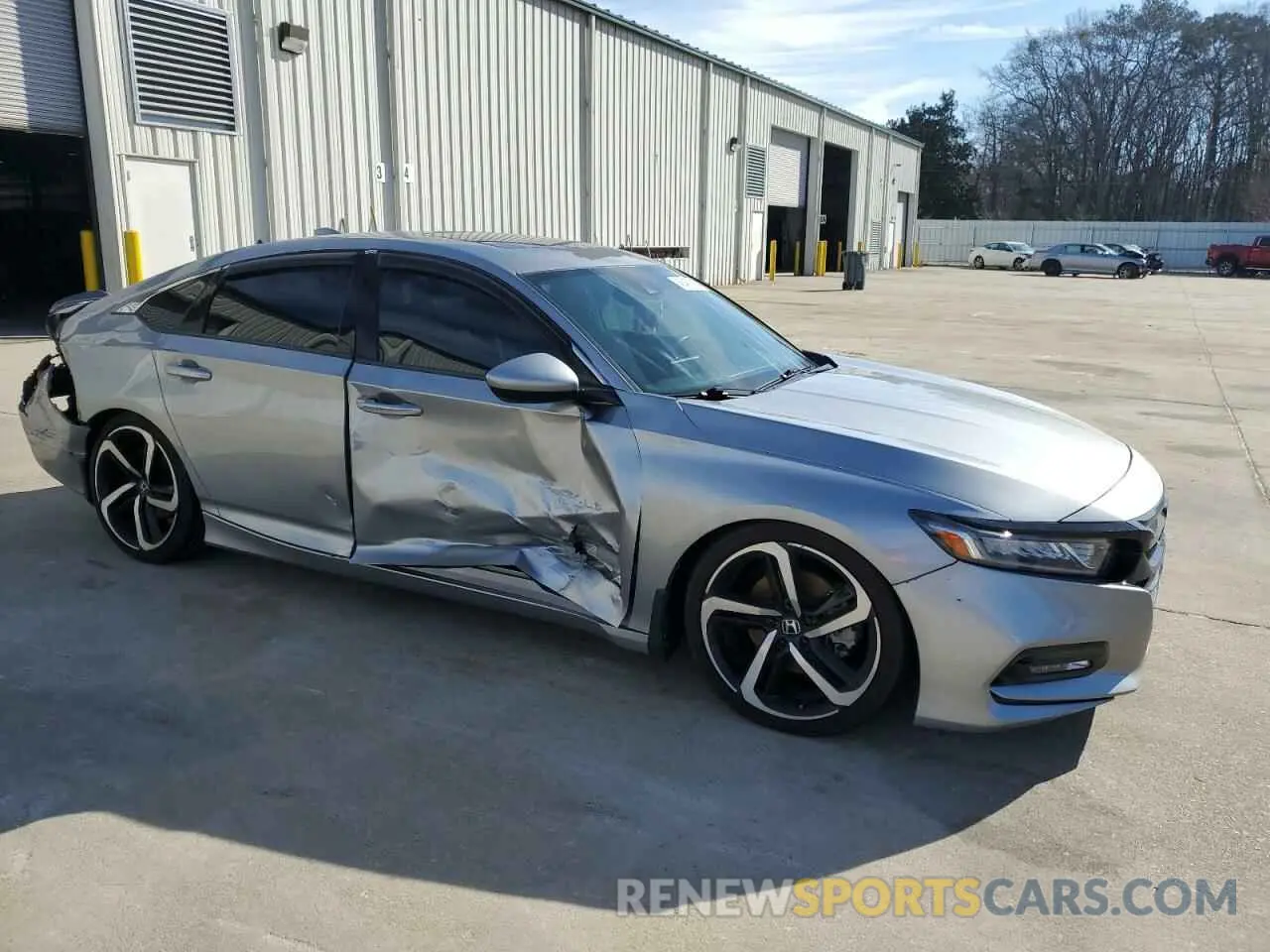 4 Фотография поврежденного автомобиля 1HGCV2F32KA025167 HONDA ACCORD 2019