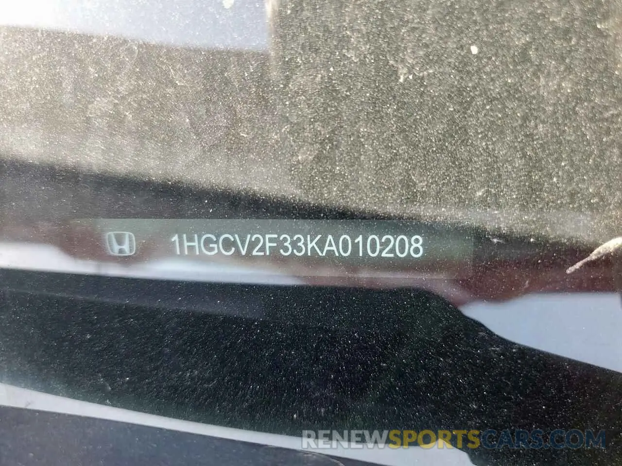 12 Photograph of a damaged car 1HGCV2F33KA010208 HONDA ACCORD 2019