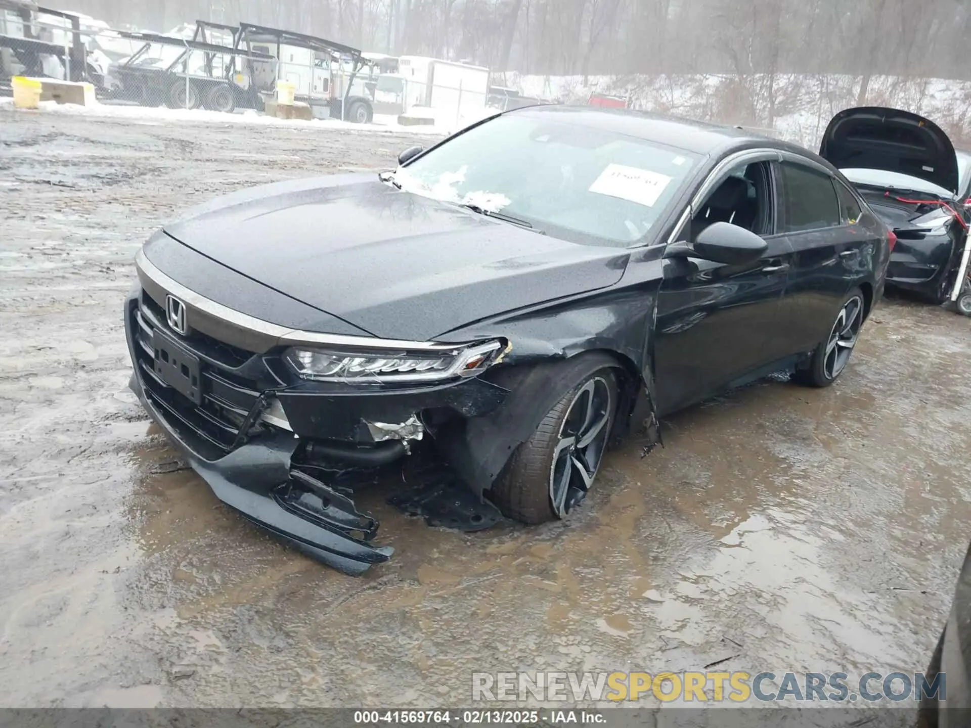 2 Фотография поврежденного автомобиля 1HGCV2F33KA035612 HONDA ACCORD 2019