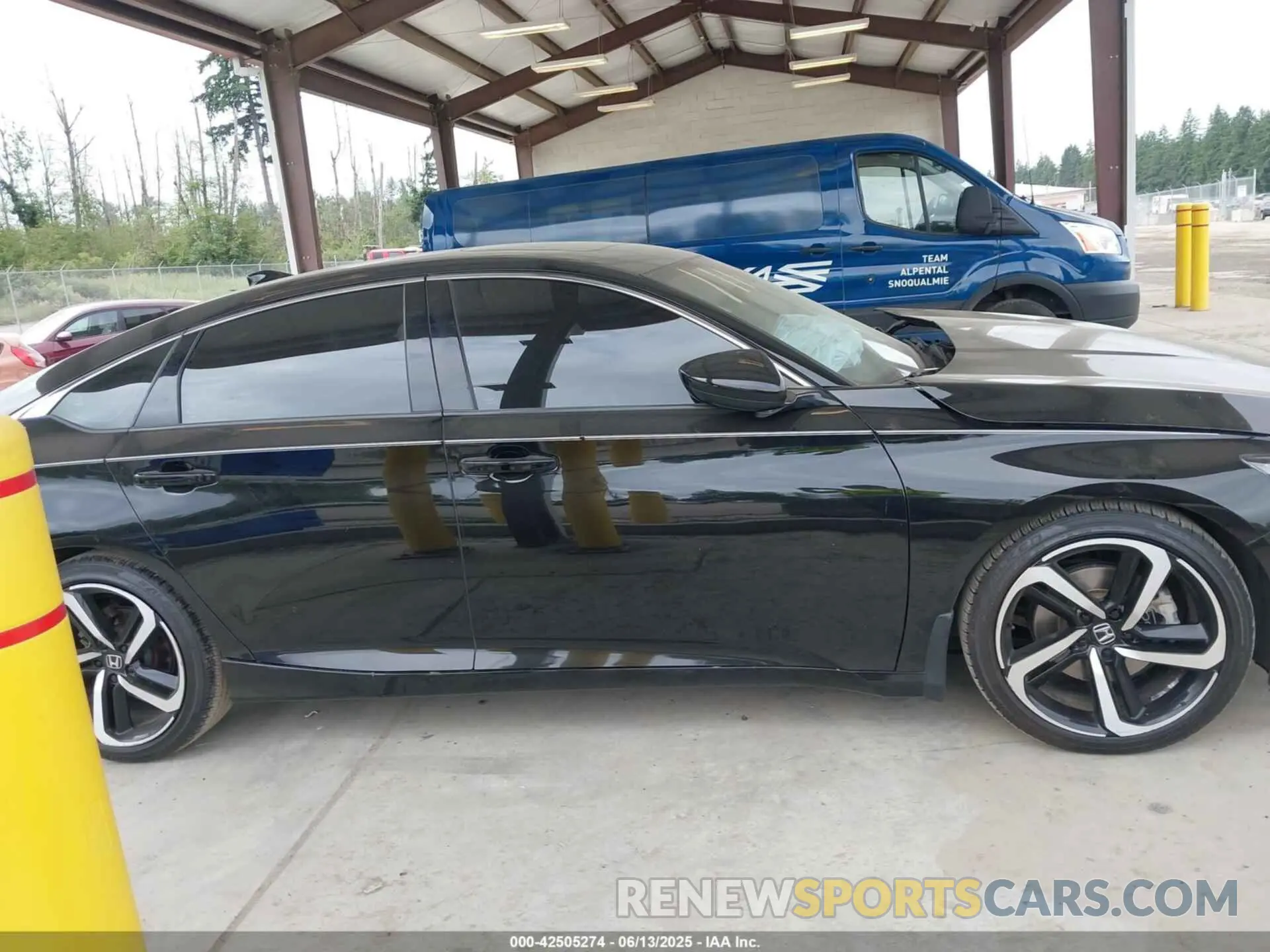 14 Photograph of a damaged car 1HGCV2F37KA021812 HONDA ACCORD 2019