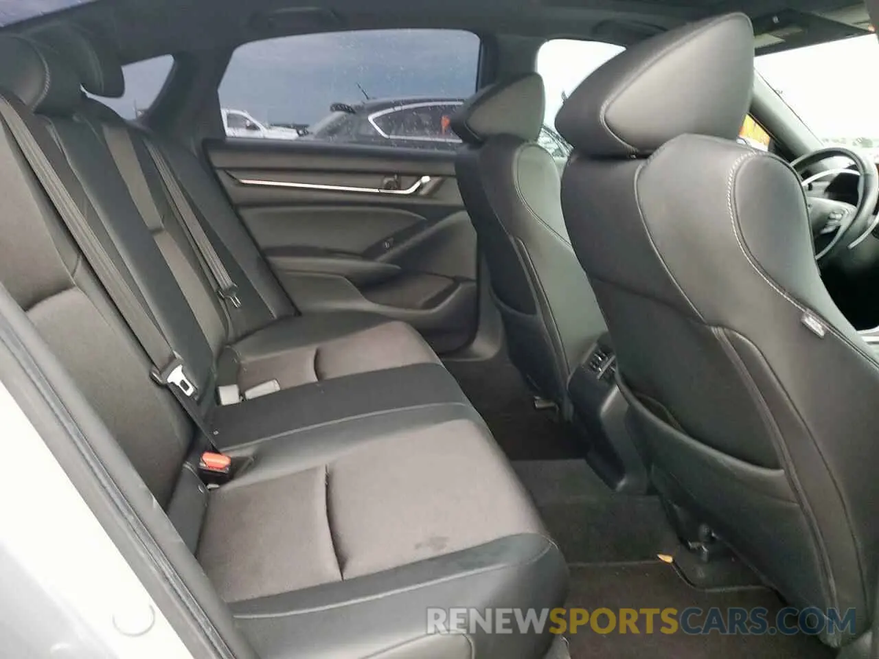10 Photograph of a damaged car 1HGCV2F37KA029361 HONDA ACCORD 2019
