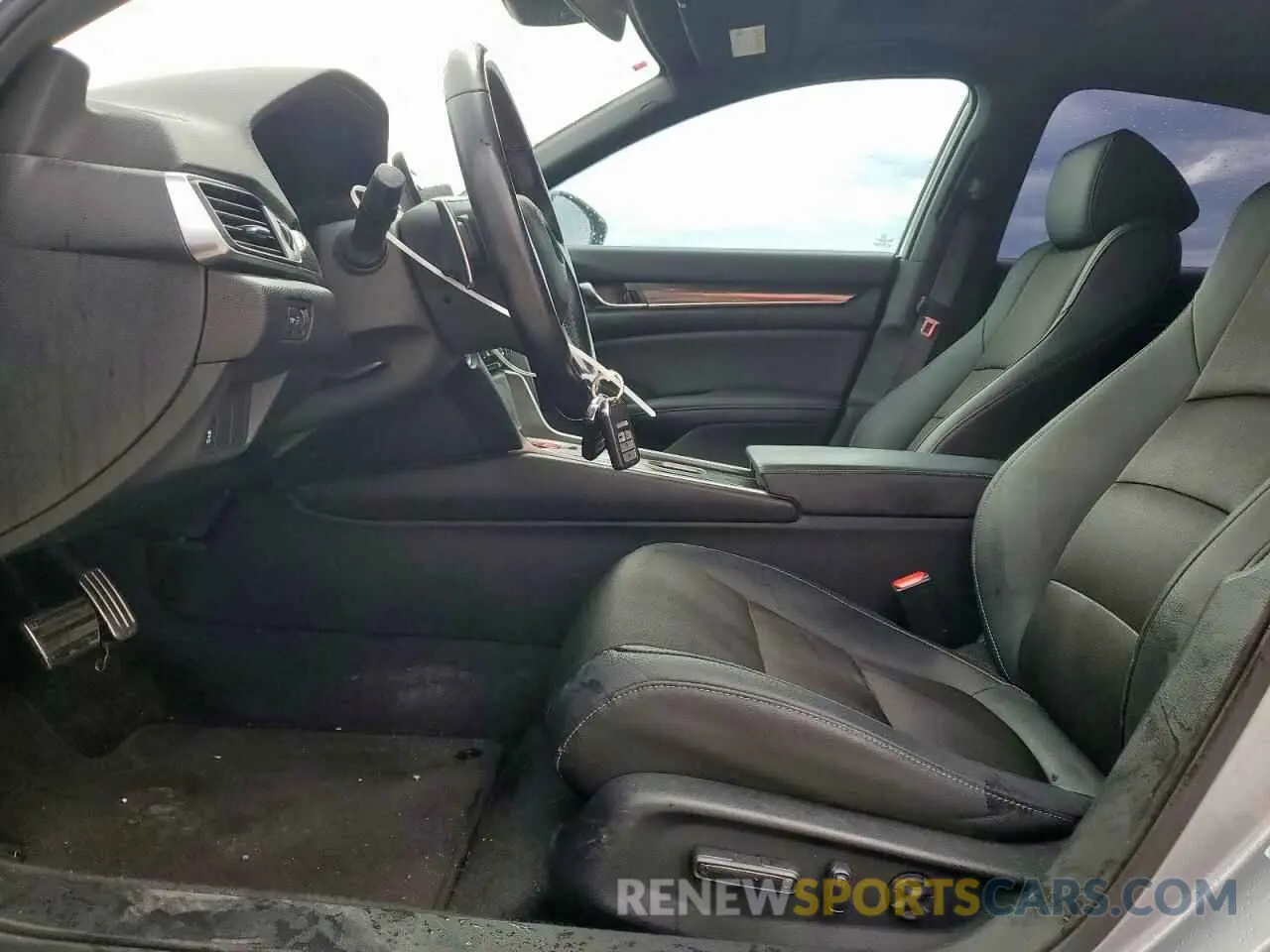 7 Photograph of a damaged car 1HGCV2F37KA029361 HONDA ACCORD 2019