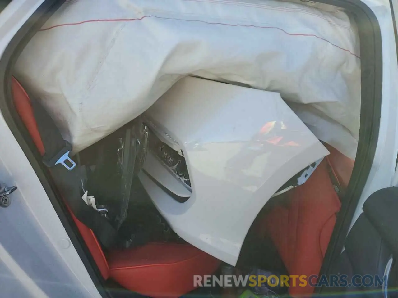 10 Photograph of a damaged car 1HGCV2F38KA015954 HONDA ACCORD 2019