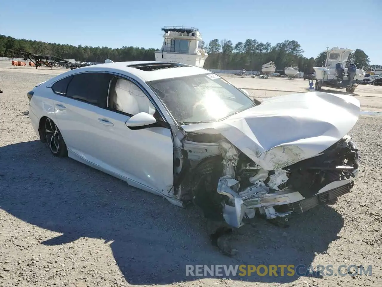 4 Photograph of a damaged car 1HGCV2F38KA015954 HONDA ACCORD 2019