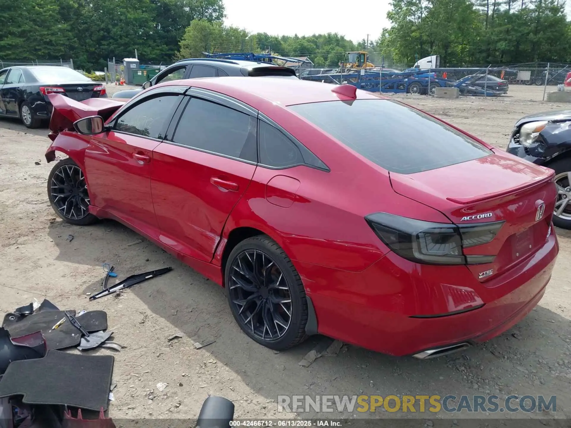 3 Photograph of a damaged car 1HGCV2F38KA021317 HONDA ACCORD 2019