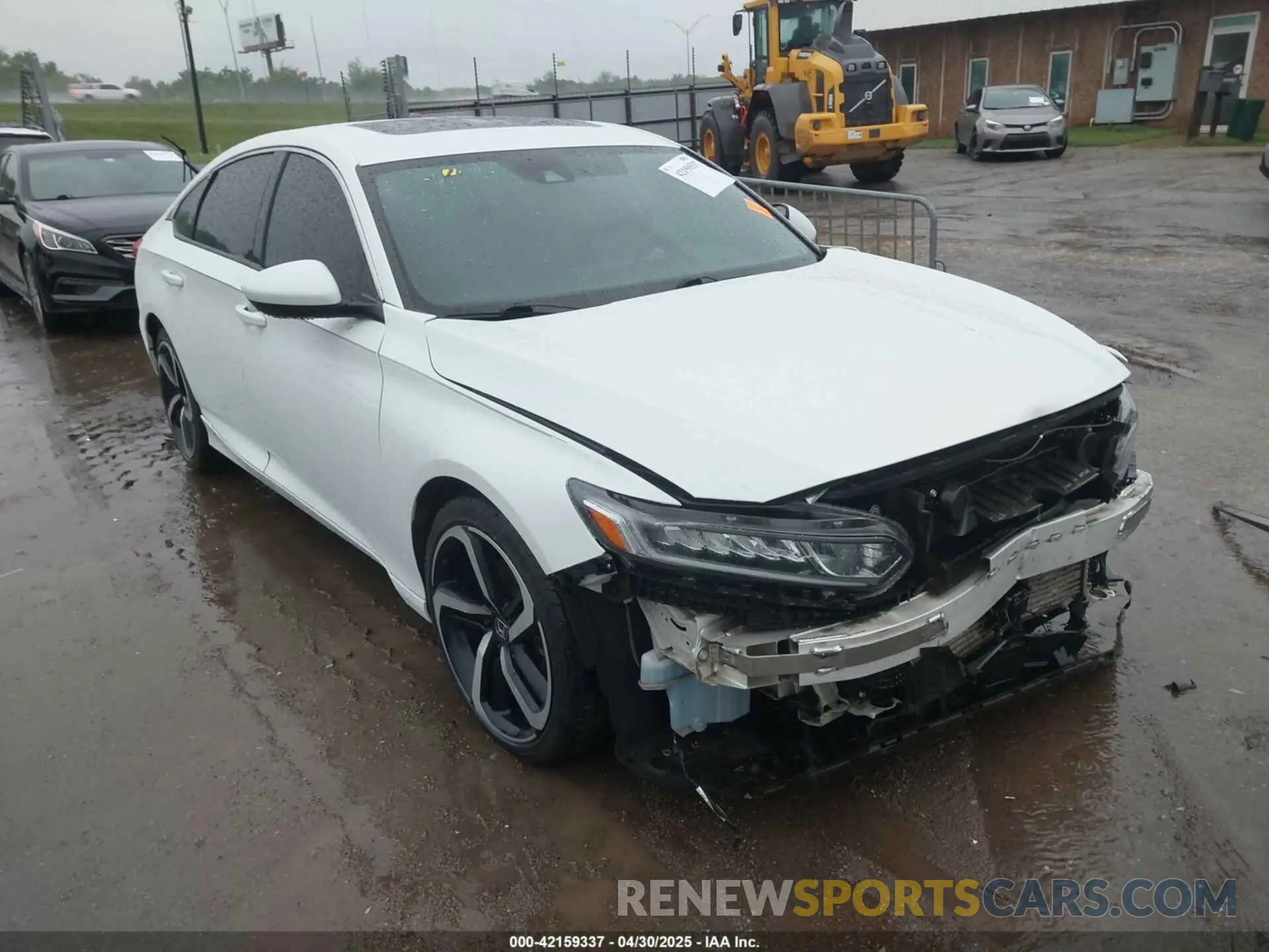 1 Фотография поврежденного автомобиля 1HGCV2F38KA034651 HONDA ACCORD 2019