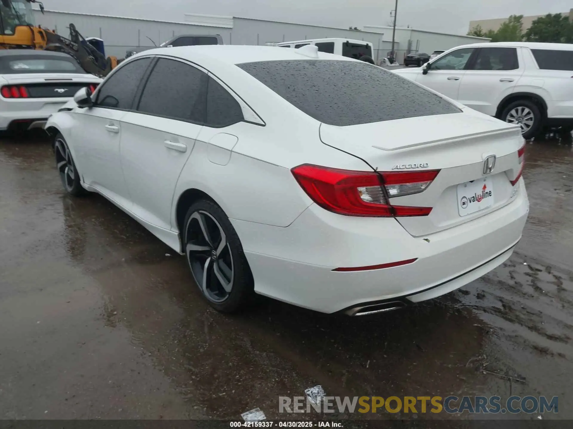 3 Фотография поврежденного автомобиля 1HGCV2F38KA034651 HONDA ACCORD 2019