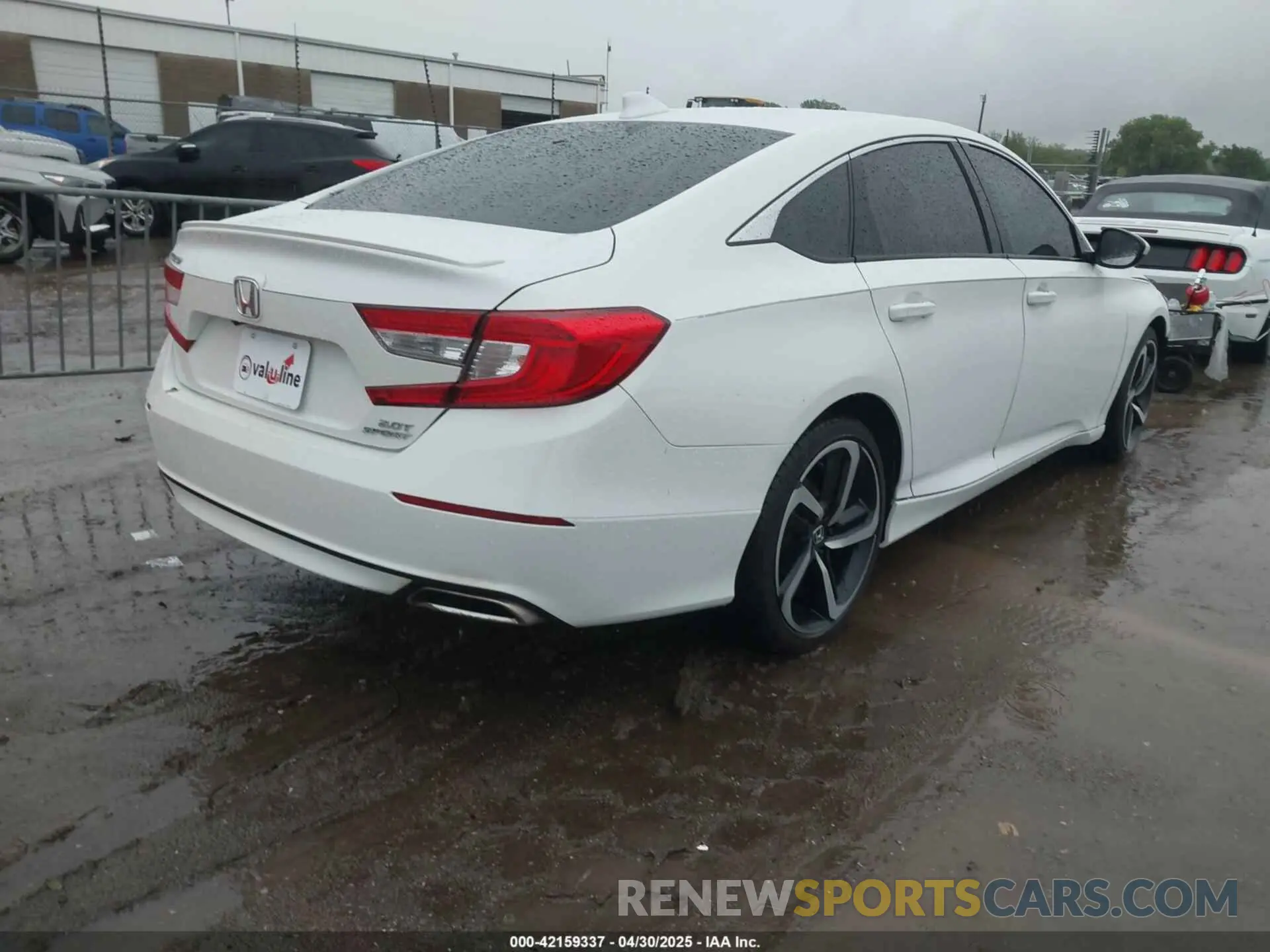 4 Фотография поврежденного автомобиля 1HGCV2F38KA034651 HONDA ACCORD 2019