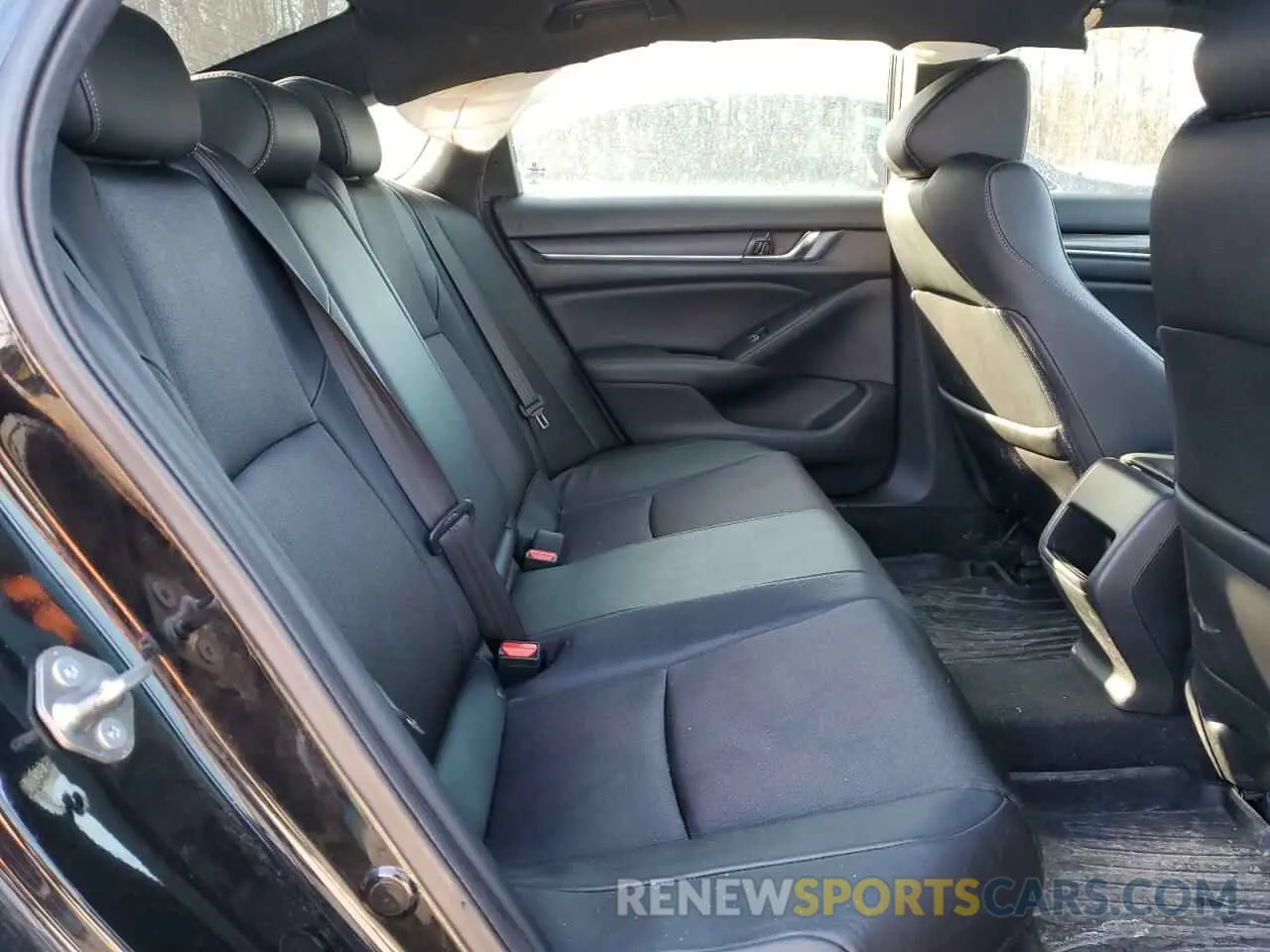 10 Фотография поврежденного автомобиля 1HGCV2F39KA802458 HONDA ACCORD 2019