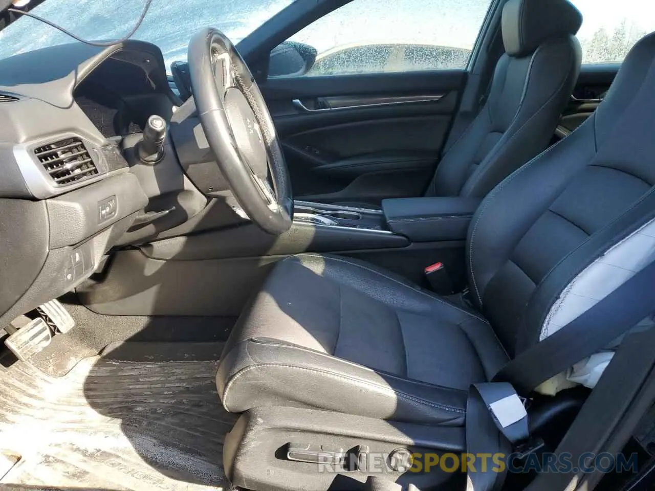 7 Фотография поврежденного автомобиля 1HGCV2F39KA802458 HONDA ACCORD 2019