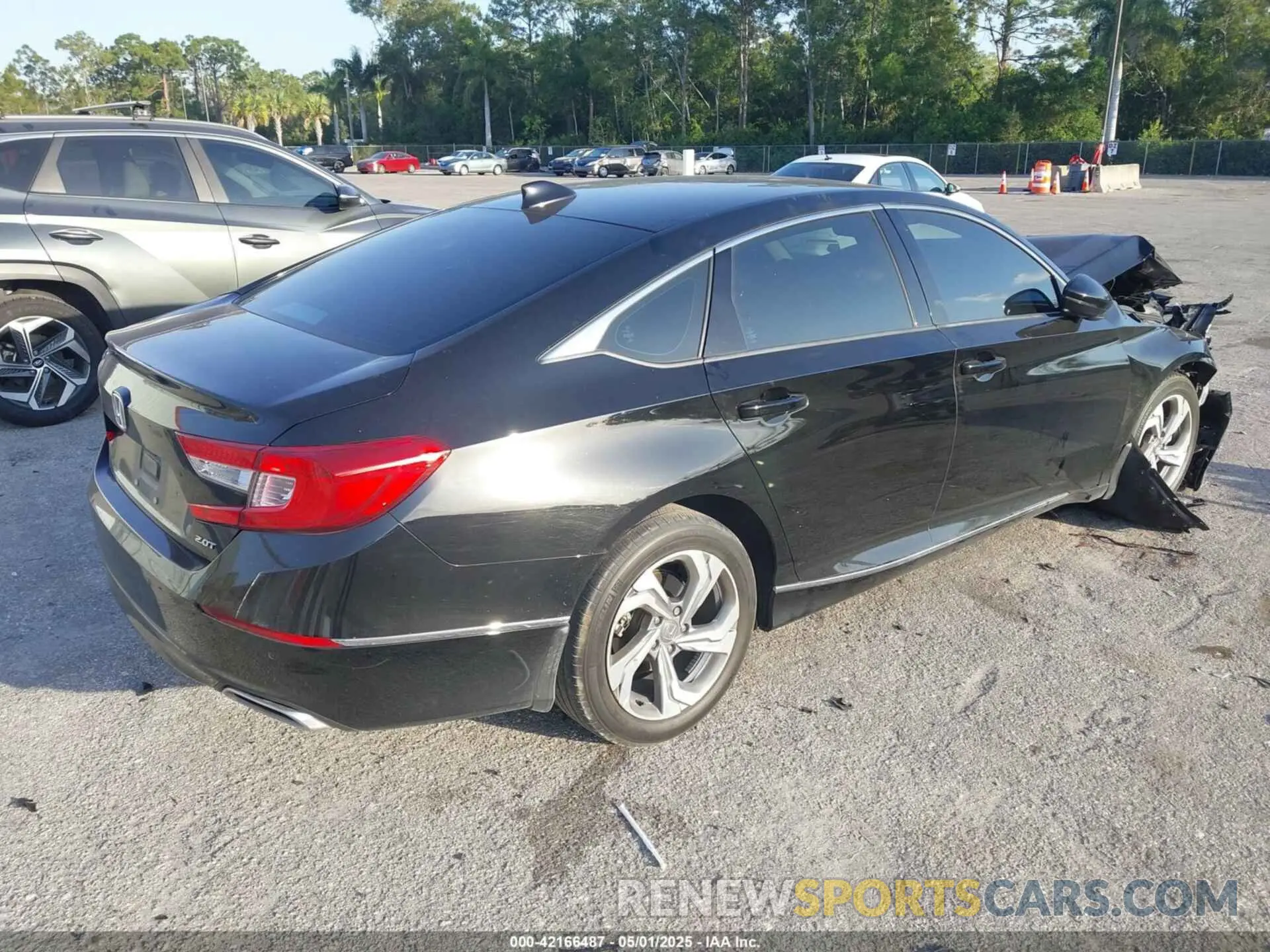4 Фотография поврежденного автомобиля 1HGCV2F51KA020723 HONDA ACCORD 2019