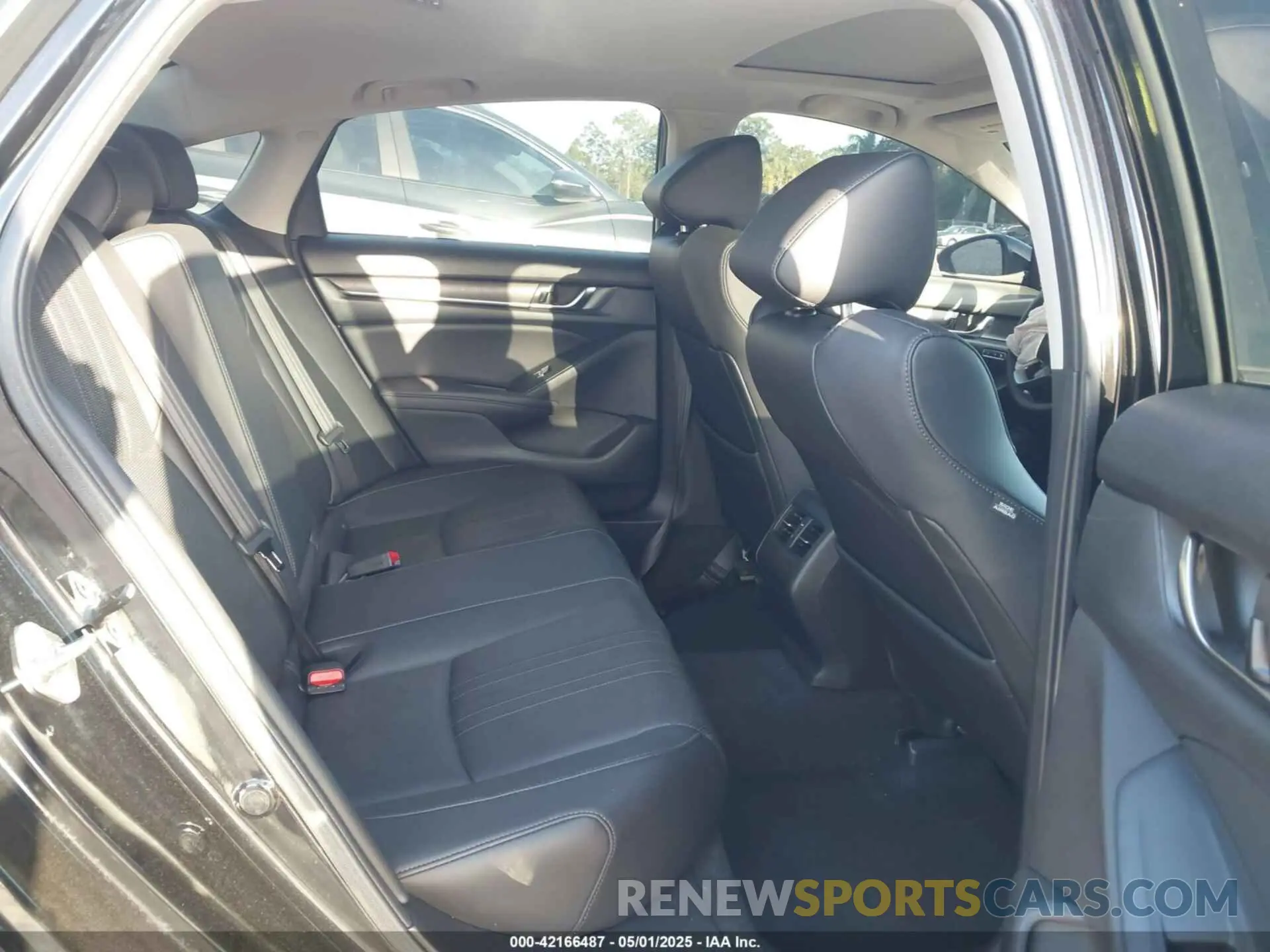 8 Фотография поврежденного автомобиля 1HGCV2F51KA020723 HONDA ACCORD 2019