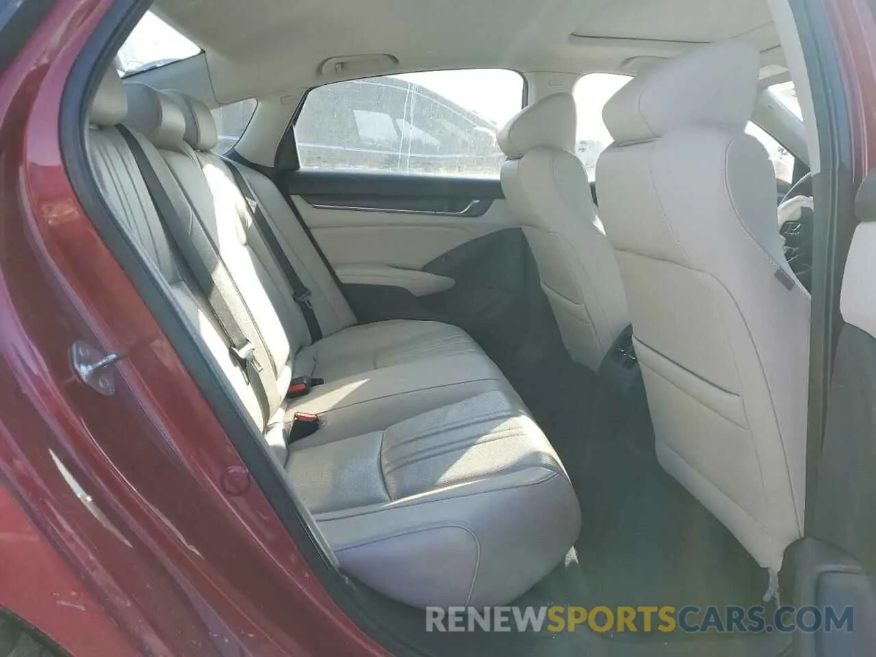 11 Photograph of a damaged car 1HGCV2F56KA018174 HONDA ACCORD 2019