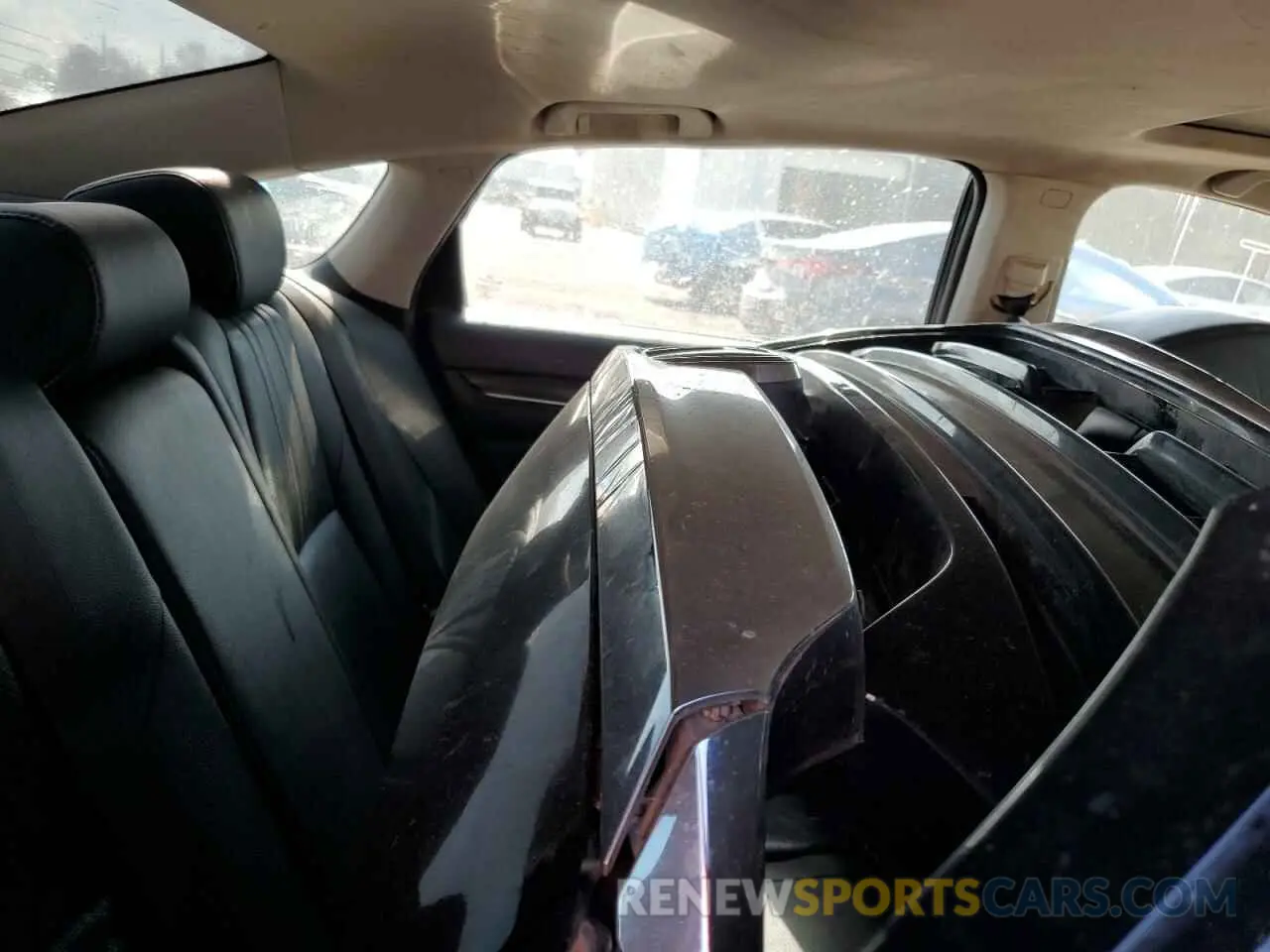 11 Photograph of a damaged car 1HGCV2F59KA031016 HONDA ACCORD 2019