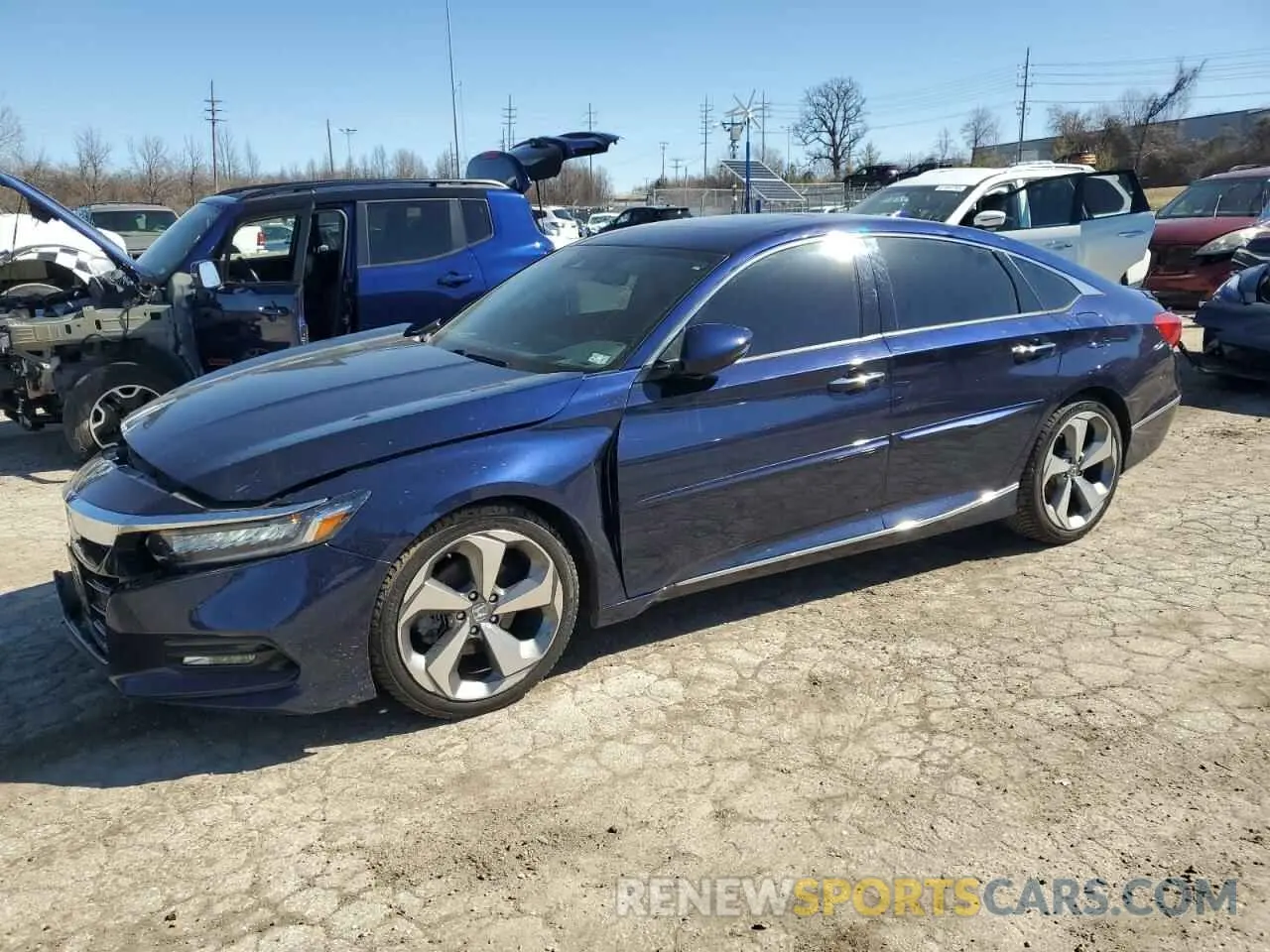 1 Фотография поврежденного автомобиля 1HGCV2F93KA032746 HONDA ACCORD 2019
