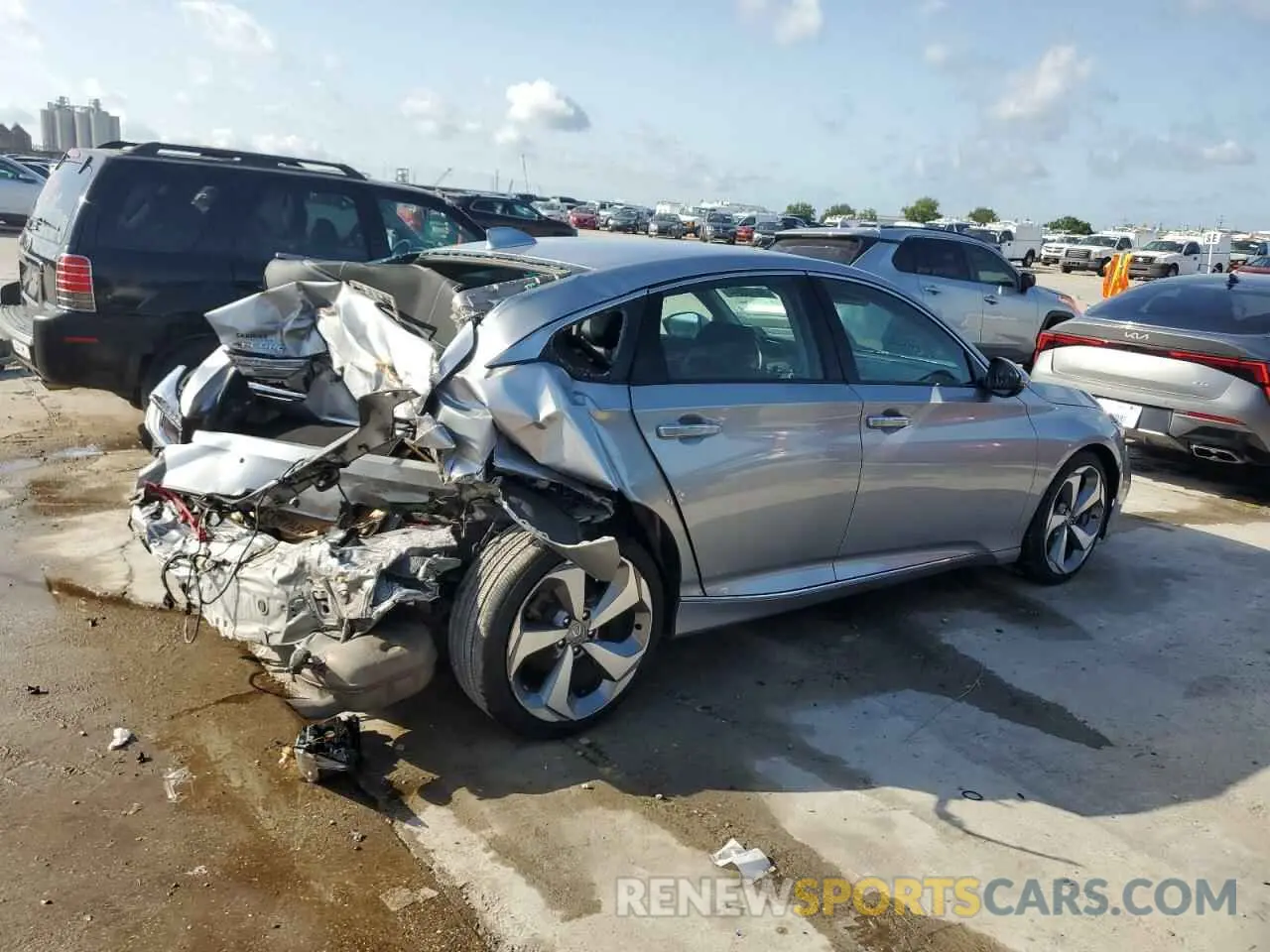 3 Photograph of a damaged car 1HGCV2F94KA002655 HONDA ACCORD 2019