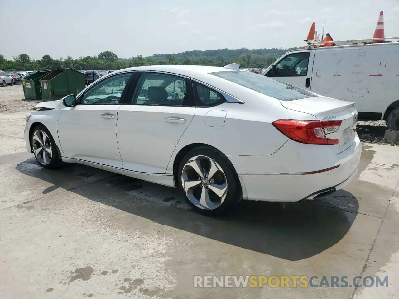 2 Photograph of a damaged car 1HGCV2F94KA032996 HONDA ACCORD 2019
