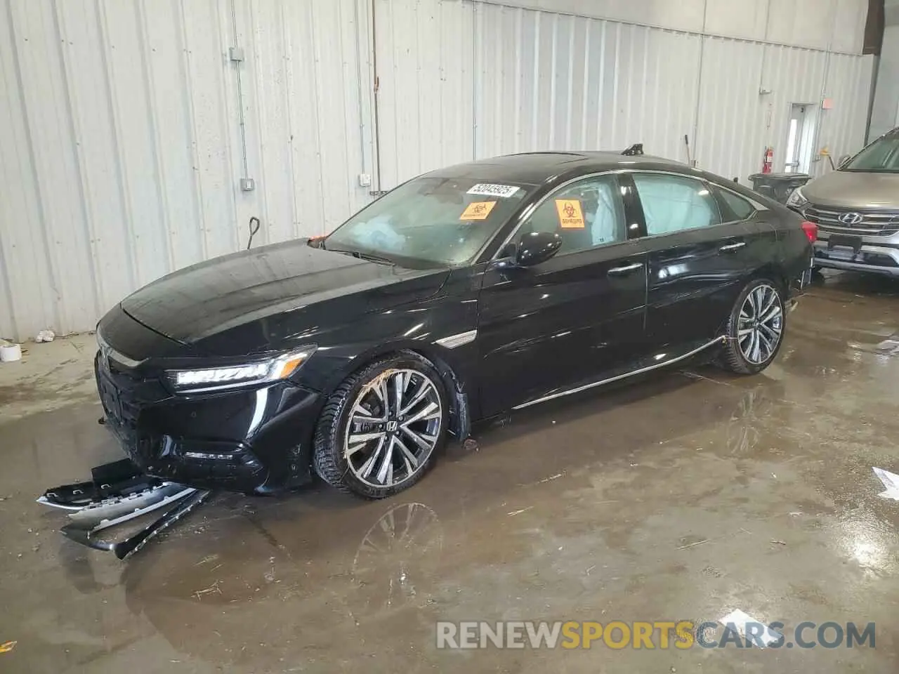 1 Photograph of a damaged car 1HGCV2F95KA036488 HONDA ACCORD 2019