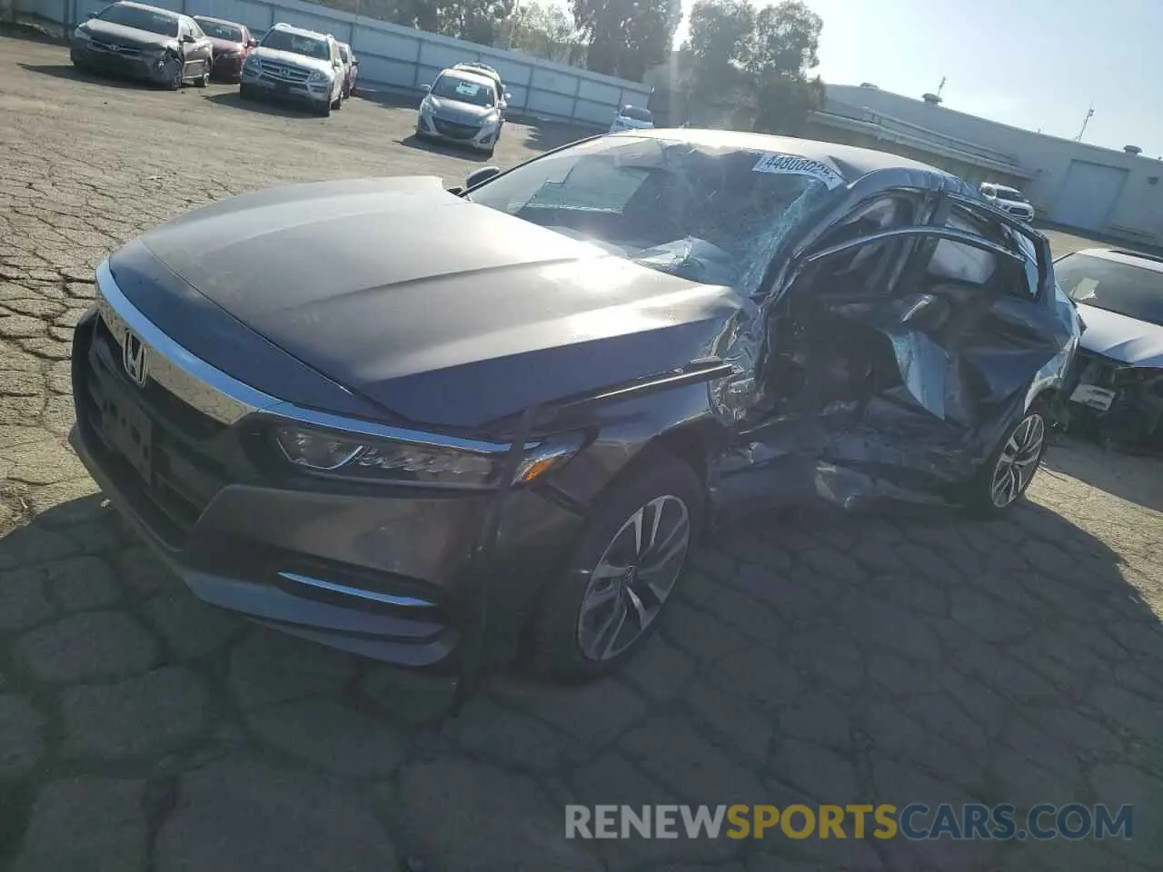 1 Фотография поврежденного автомобиля 1HGCV3F13KA016126 HONDA ACCORD 2019
