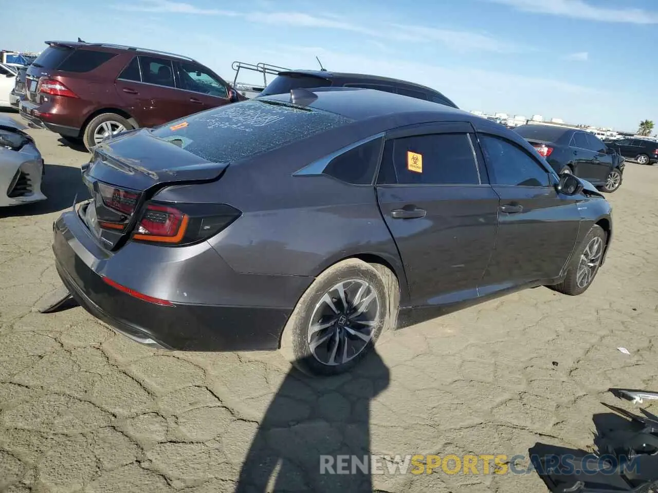 3 Фотография поврежденного автомобиля 1HGCV3F13KA016126 HONDA ACCORD 2019