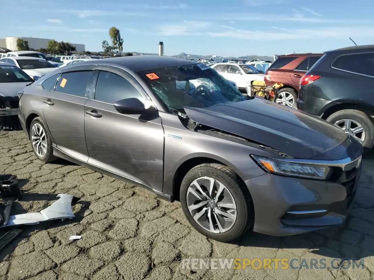 4 Фотография поврежденного автомобиля 1HGCV3F13KA016126 HONDA ACCORD 2019