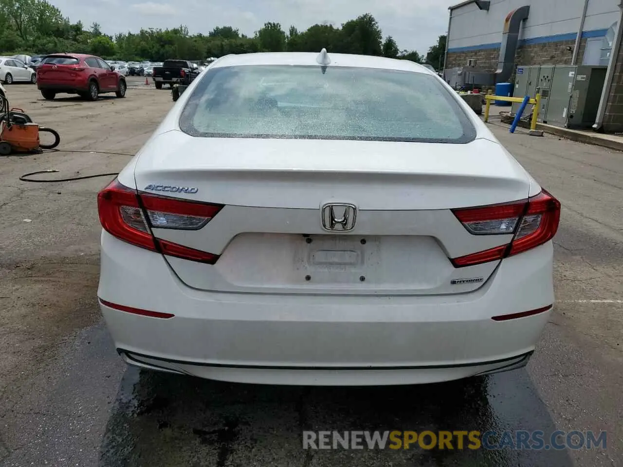 6 Photograph of a damaged car 1HGCV3F17KA015352 HONDA ACCORD 2019