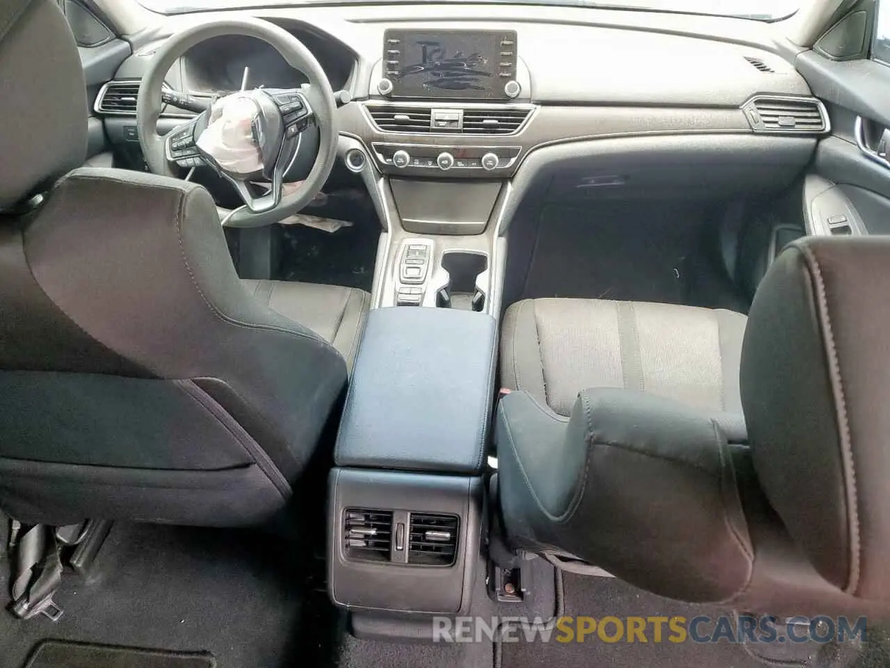 8 Photograph of a damaged car 1HGCV3F40KA020161 HONDA ACCORD 2019