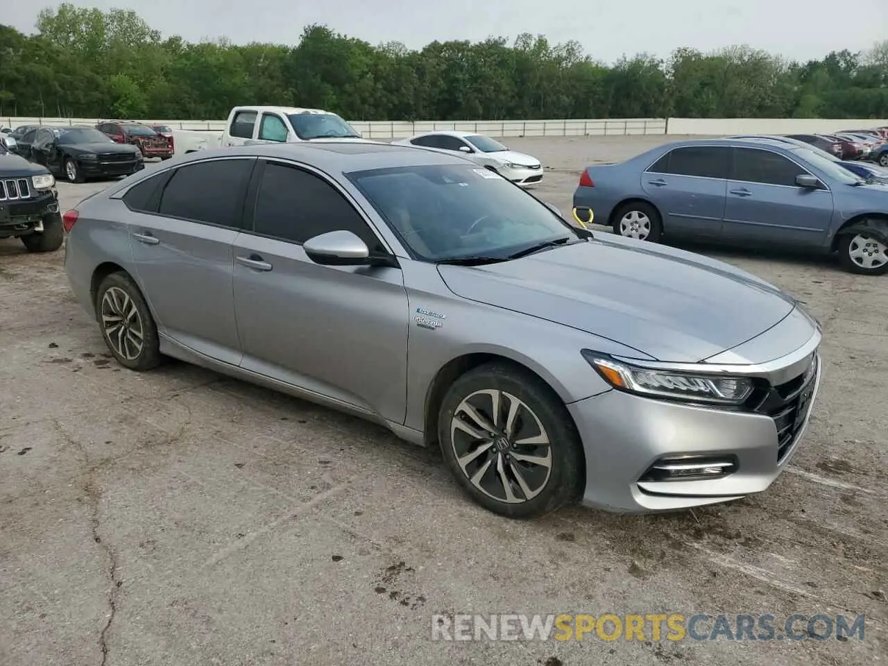 4 Фотография поврежденного автомобиля 1HGCV3F51KA011834 HONDA ACCORD 2019