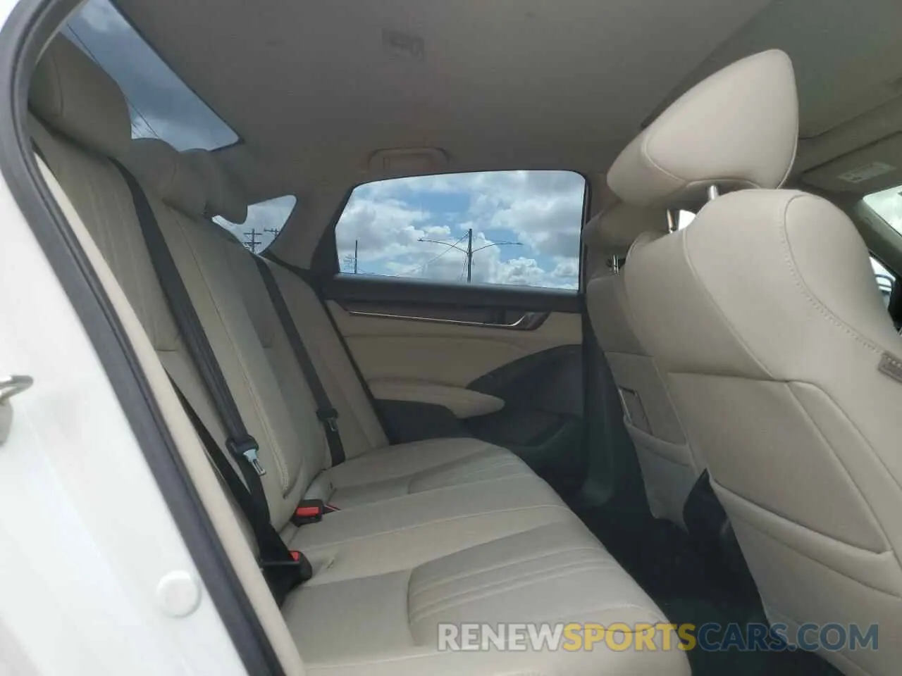 10 Photograph of a damaged car 1HGCV3F54KA018860 HONDA ACCORD 2019