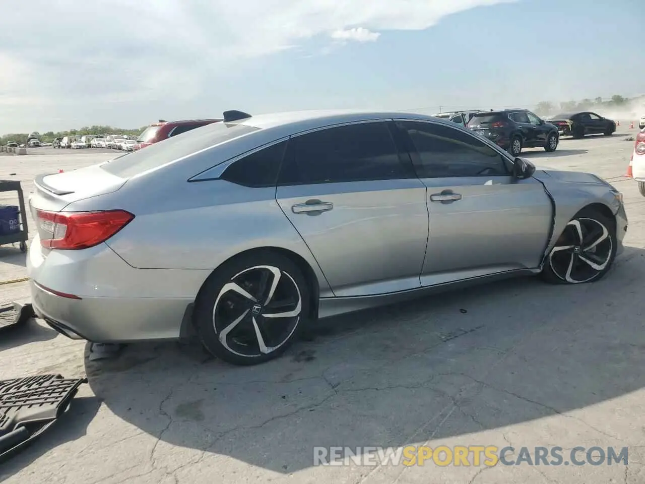 3 Фотография поврежденного автомобиля 1HGCV1F10LA009379 HONDA ACCORD 2020